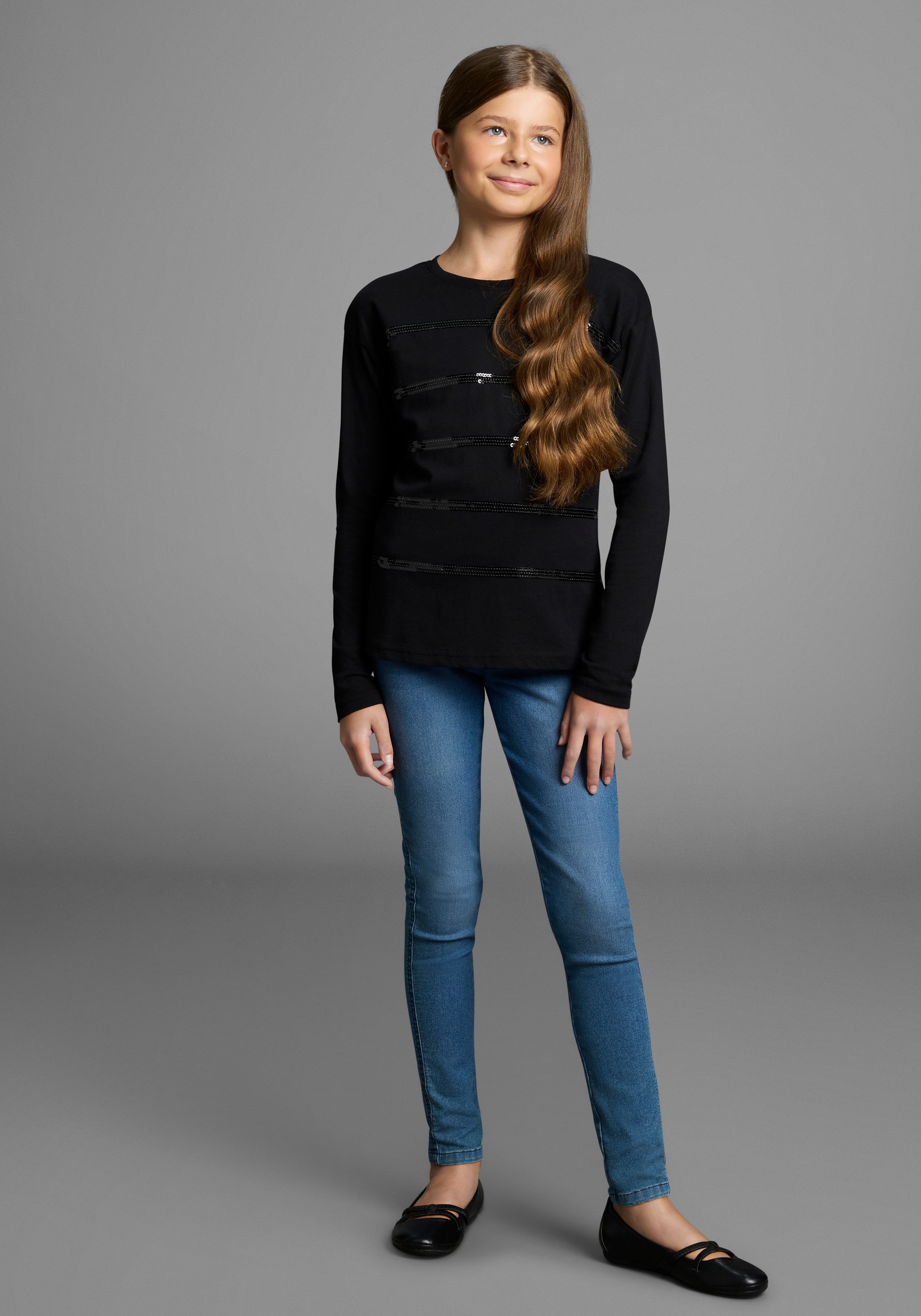 Bruno Banani Langarmshirt Shirt mit Paillettendetails für Mädchen Für TEENS, Langarmshirt mit Pailletten – Bild 4 von 5