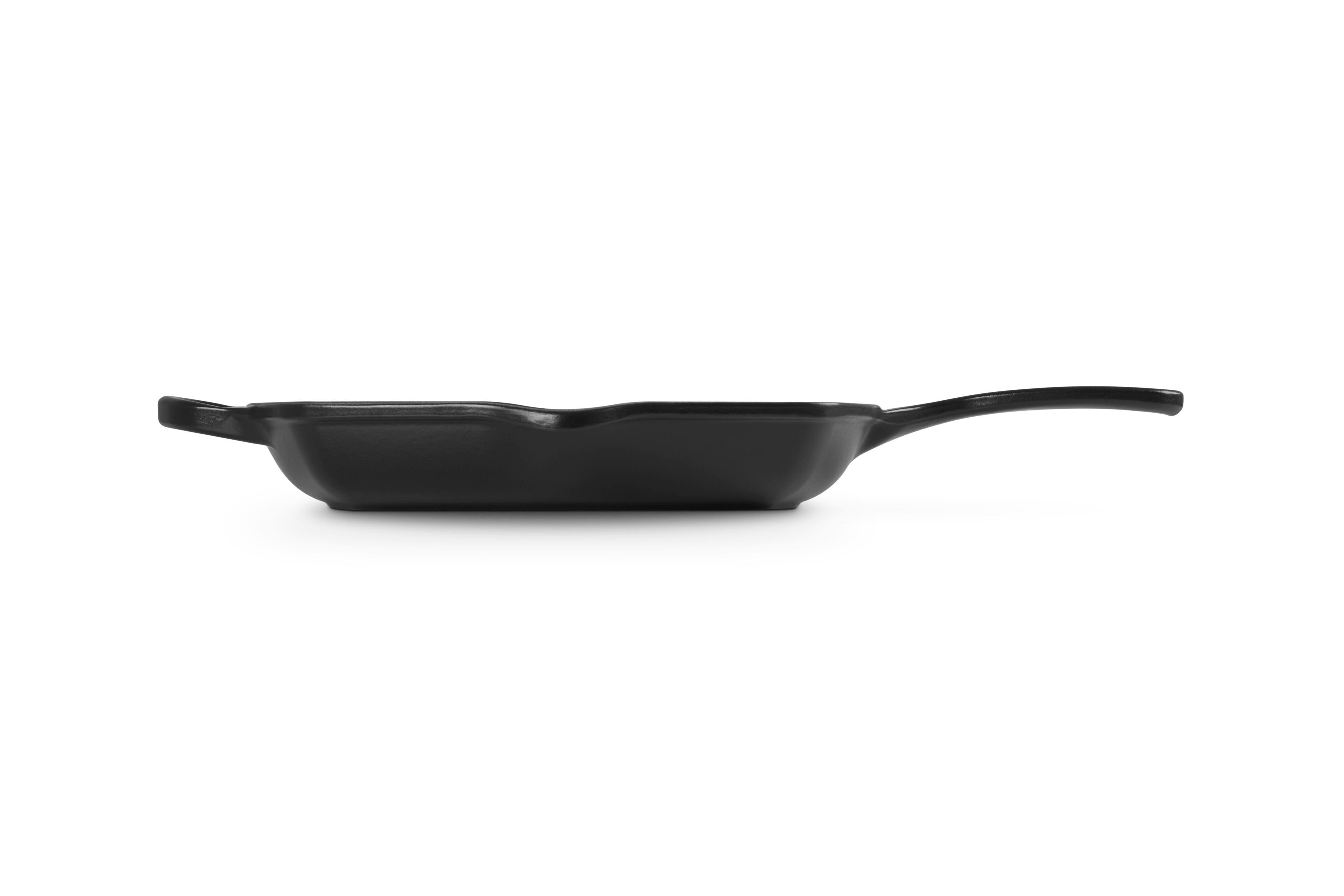 LE CREUSET Grillpfanne Signature, Quadratisch, Gusseisen, 26 cm, Für alle Herdarten, 2,86 kg, Schwarz Matt, 20183260000422