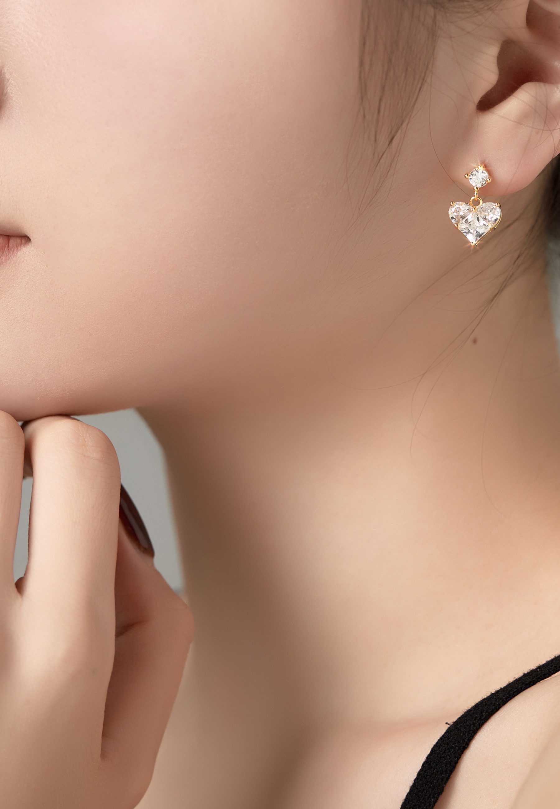 BRELLATO Ohrhänger-Set Funkelnde Herz Ohrstecker, Geschenk-Idee Frau Freund günstig online kaufen