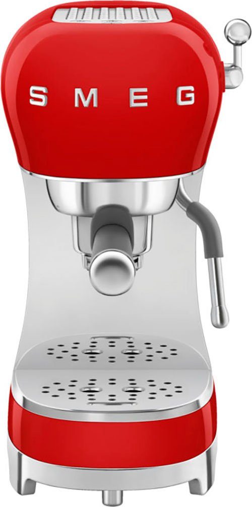 Smeg Espressomaschine ECF02RDEU, schnelle Zubereitung aller  Kaffeespezialitäten