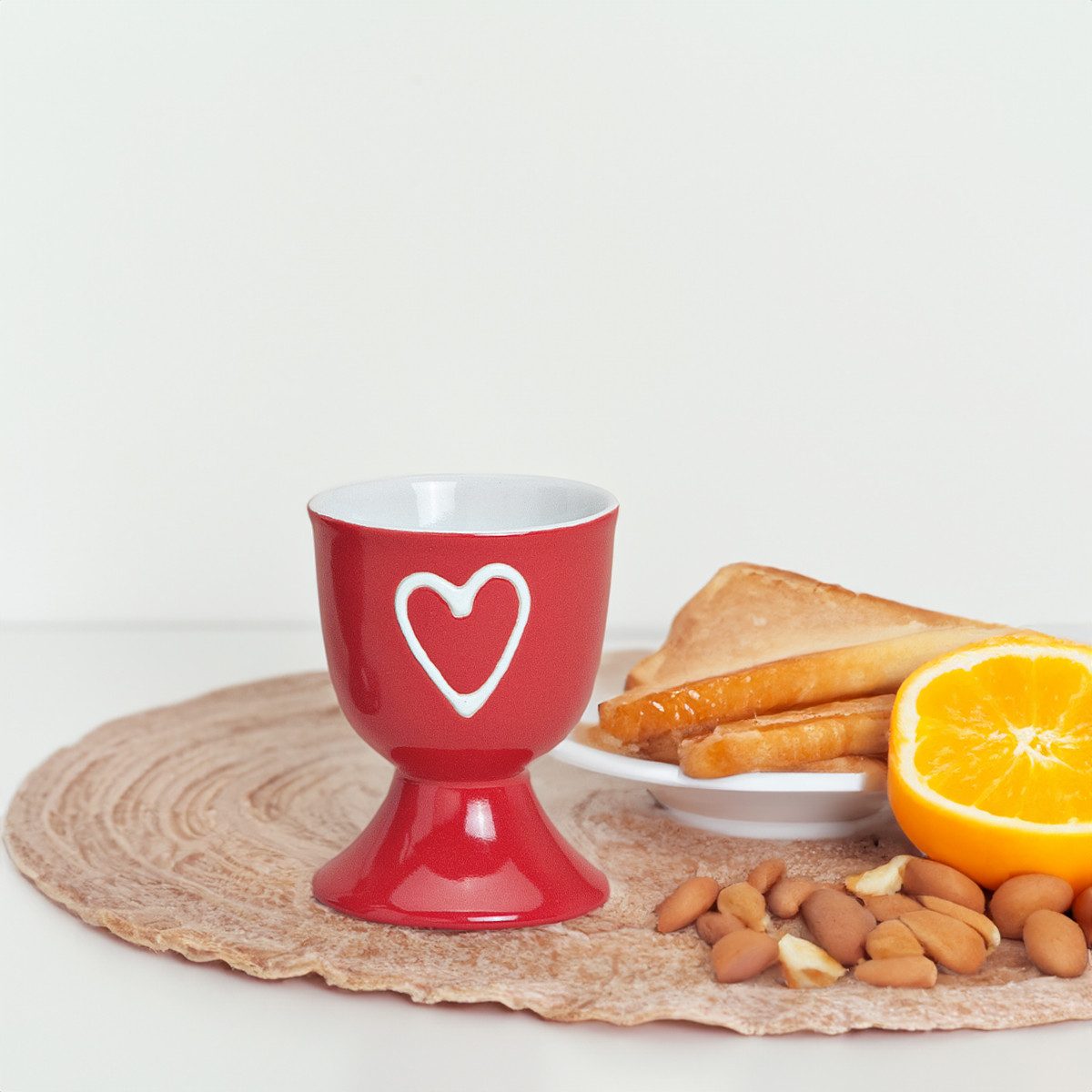 matches21 HOME & HOBBY Eierbecher, (4-tlg), Runde Keramik Ei-Halter als lustige Frühstücks-Eier Tisch-Deko