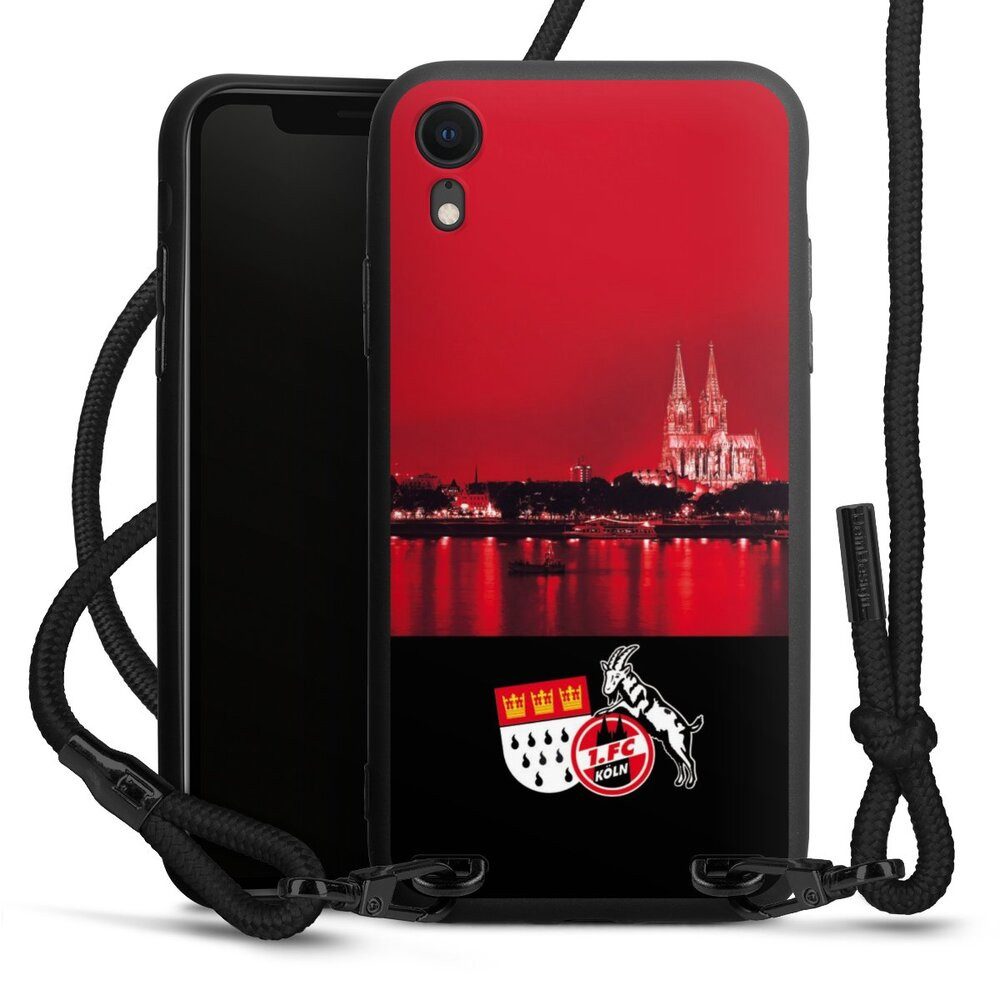 DeinDesign Handyhülle Skyline 1. FC Köln Offizielles Lizenzprodukt Skyline Köln Rot, Apple iPhone Xr Premium Handykette Hülle mit Band Case zum Umhängen