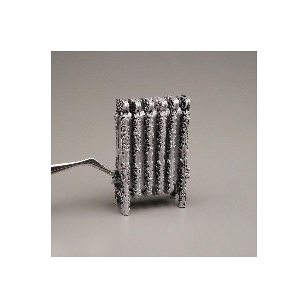 001.835/0 Miniatur Dekofigur - Porzellan Reutter Heizungsradiator,