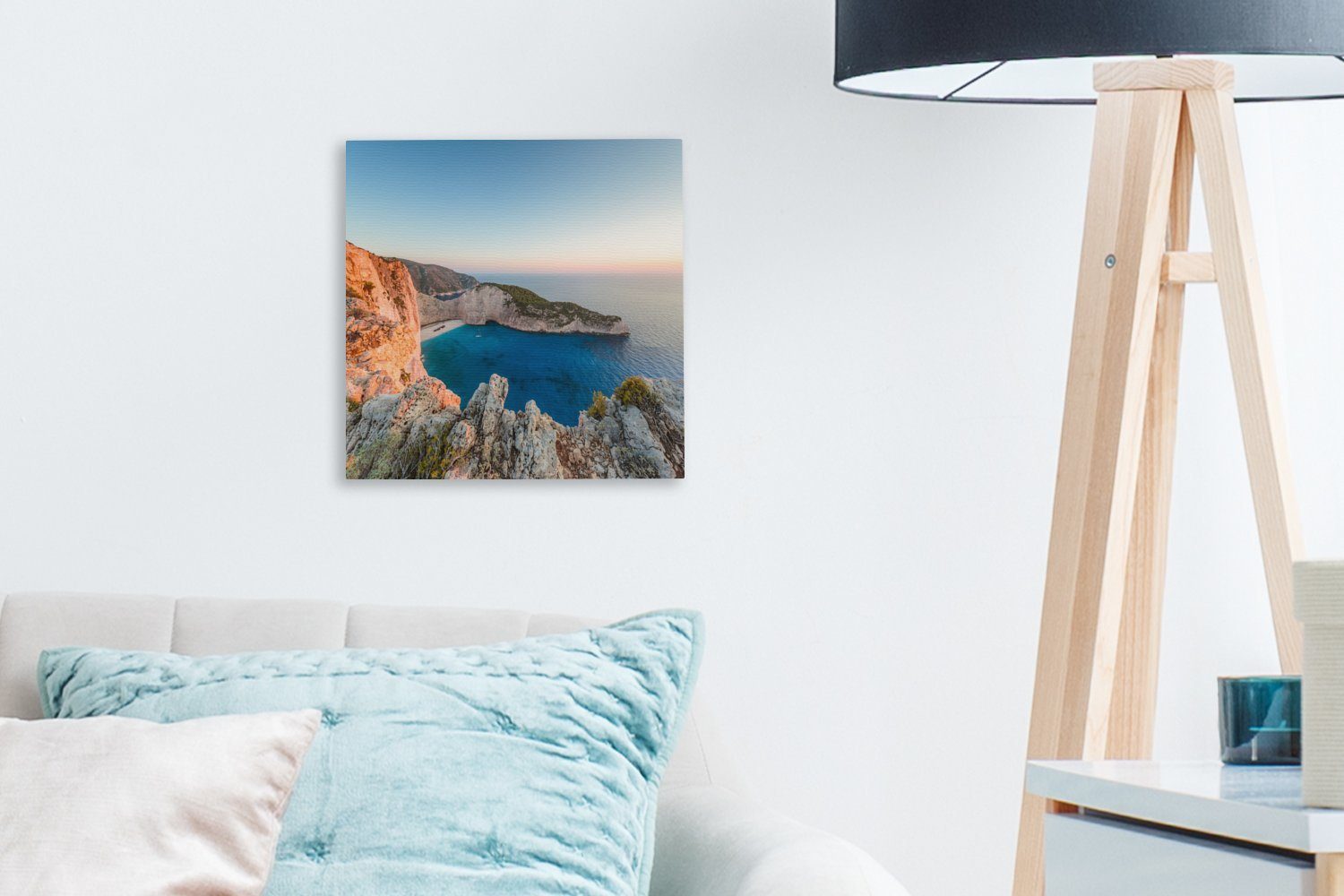 am von (1 Bilder Navagio Leinwand in OneMillionCanvasses® Strand Leinwandbild Zakynthos, Sonnenuntergang für Wohnzimmer Schlafzimmer Farbenfroher St),