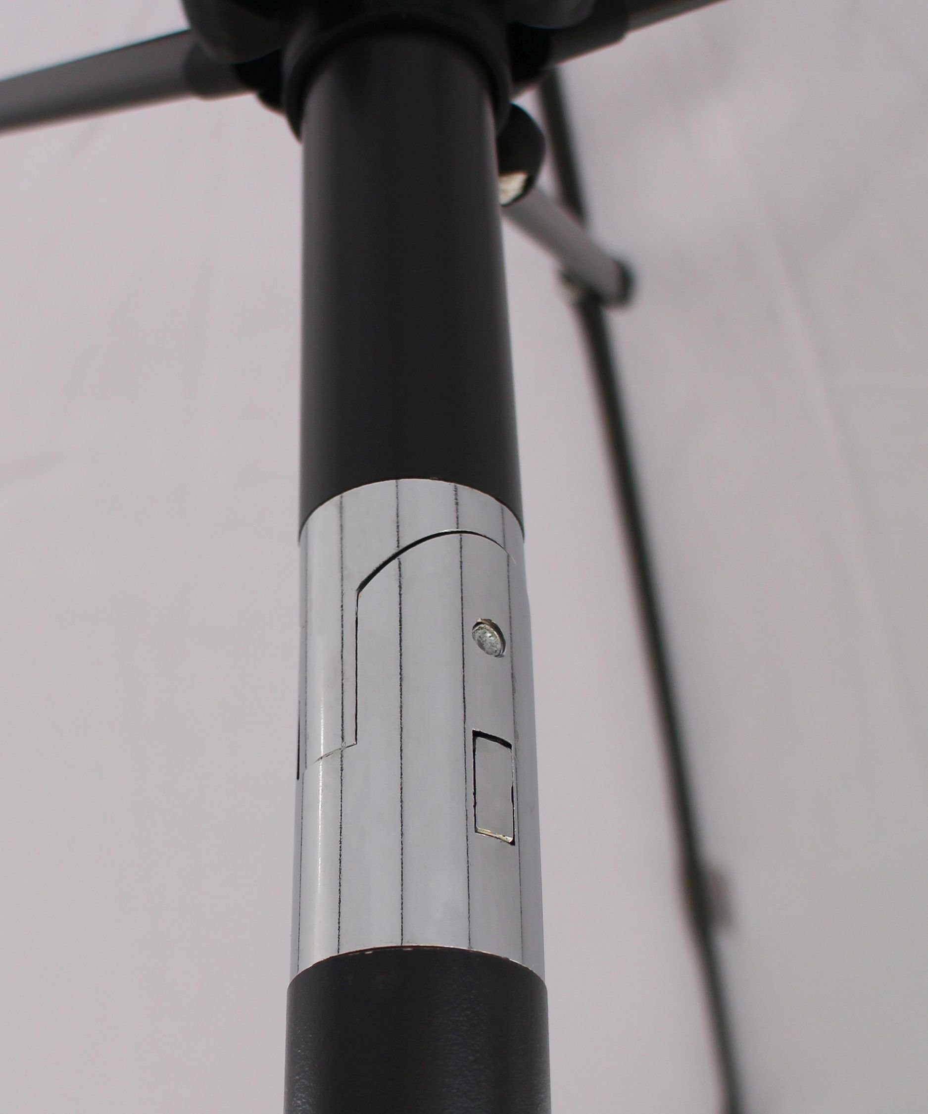 Pure Home & Garden Sonnenschirm Sunny 180 cm hellgrau Balkonschirm Kurbelschirm Gartenschirm, LxB: 180,00x180,00 cm, Sonnenschirm mit Kurbel, Sonnenschirm mit Kurbel, abknickbar / kippbar / knickbar / mit Kurbel