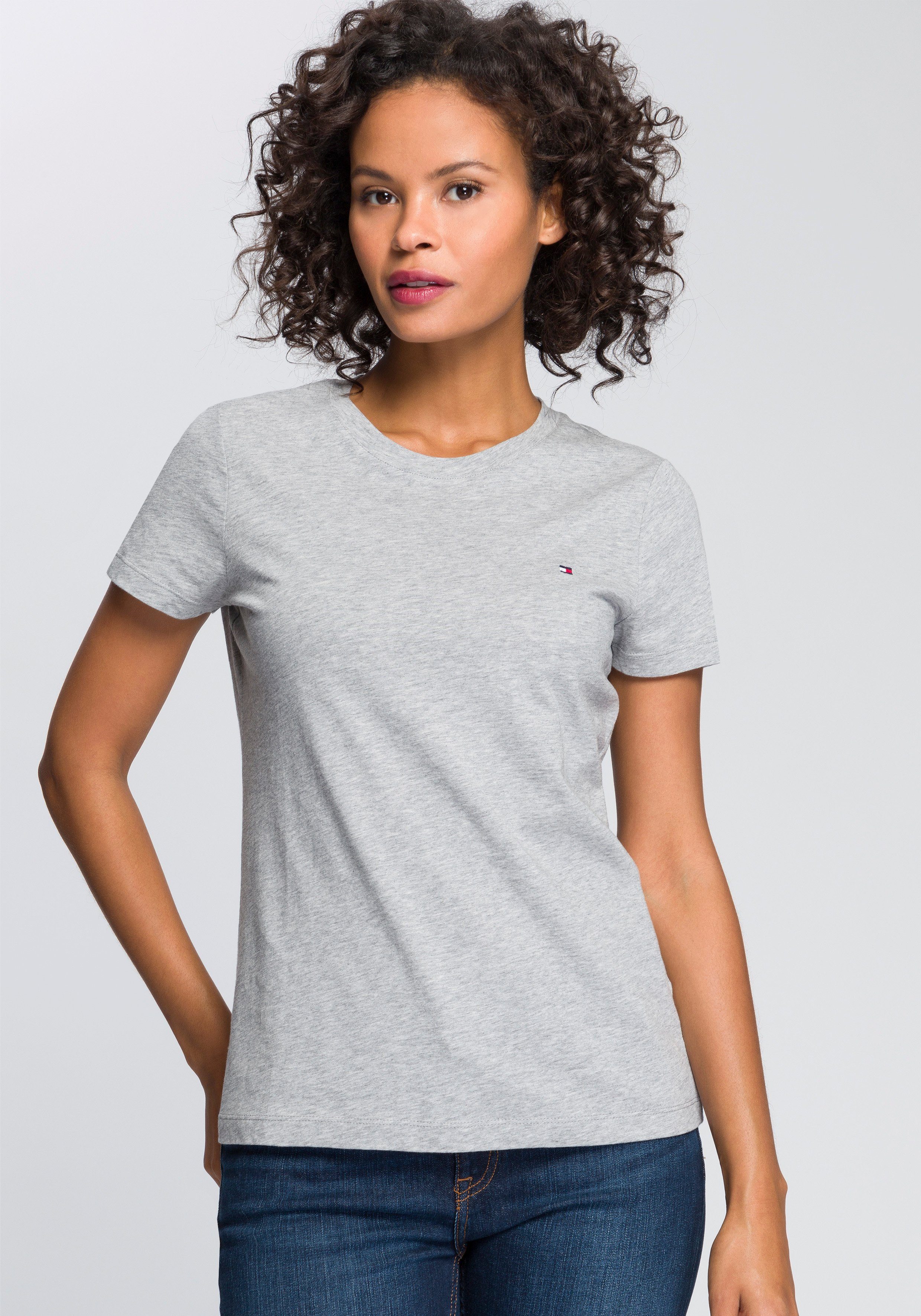 Tommy Hilfiger T-Shirt HERITAGE CREW NECK TEE mit Tommy Hilfiger Logo-Flag auf der Brust