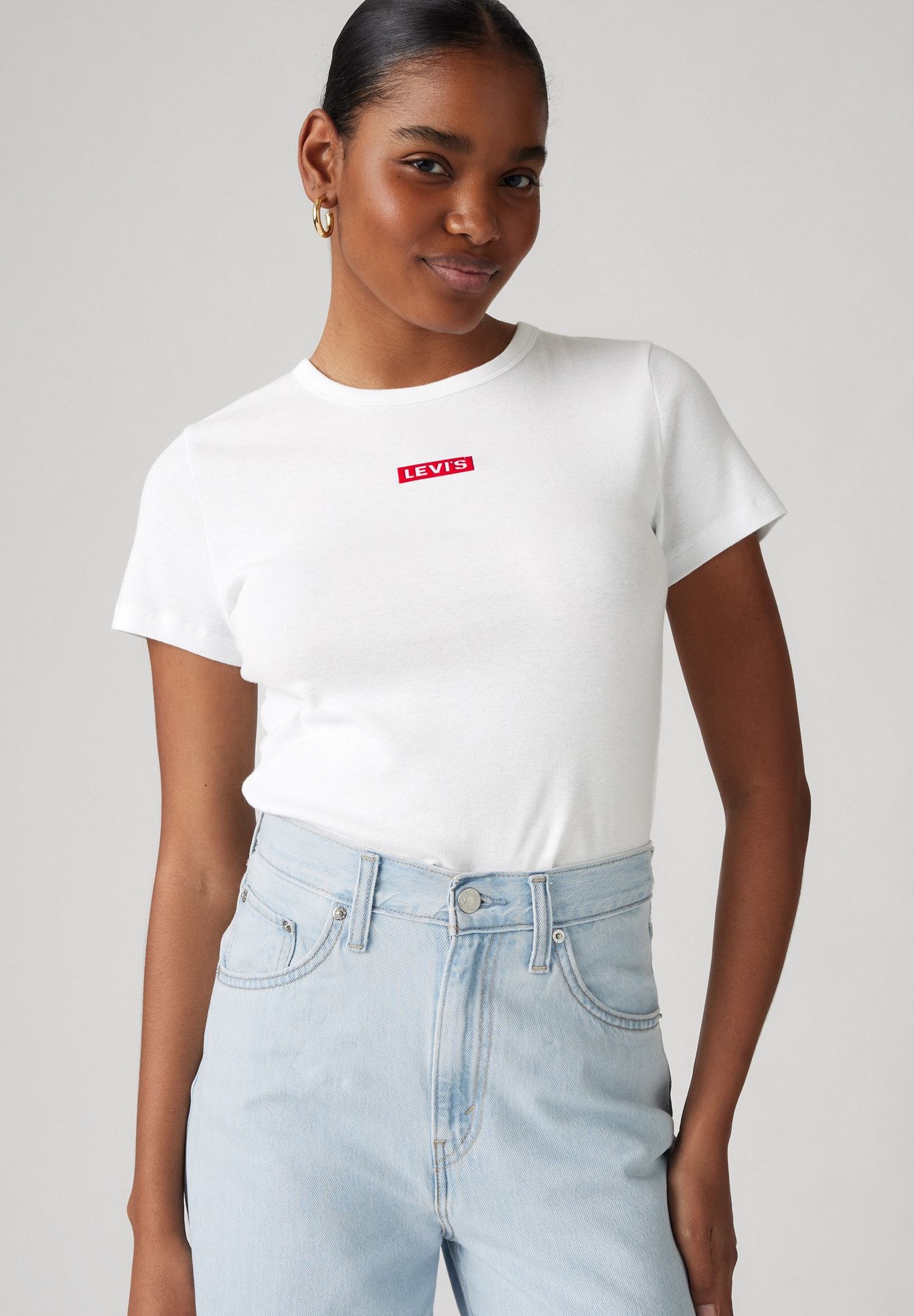 Levi's® T-Shirt LSE GRAPHIC RICKIE Kontrastfarbene LEVI`S®- Applikation günstig online kaufen