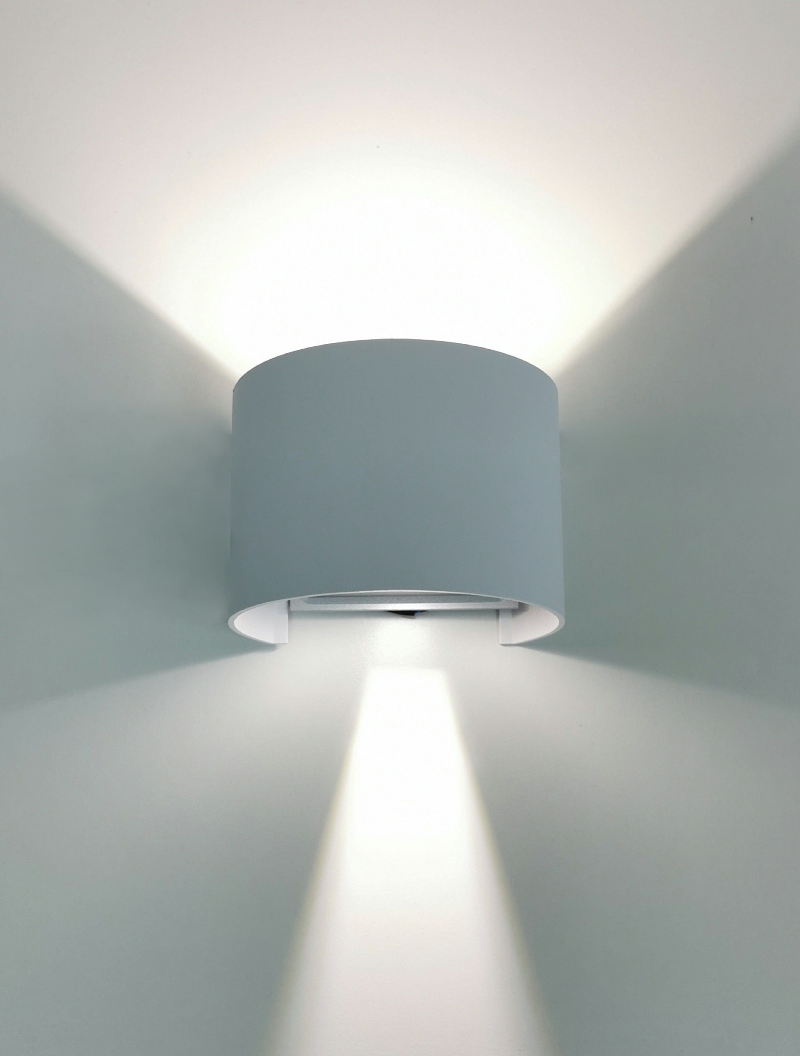 TRANGO LED Außen-Wandleuchte, 3035T IP44 Up & Down Wandstrahler in Silber Rund inkl. 1x 7 Watt 4000K Neutralweiß LED Modul *FLEX* mit einstellbar Abstrahlwinkel - innen & außen, Wandstrahler, Außenwandleuchte, Außenstrahler
