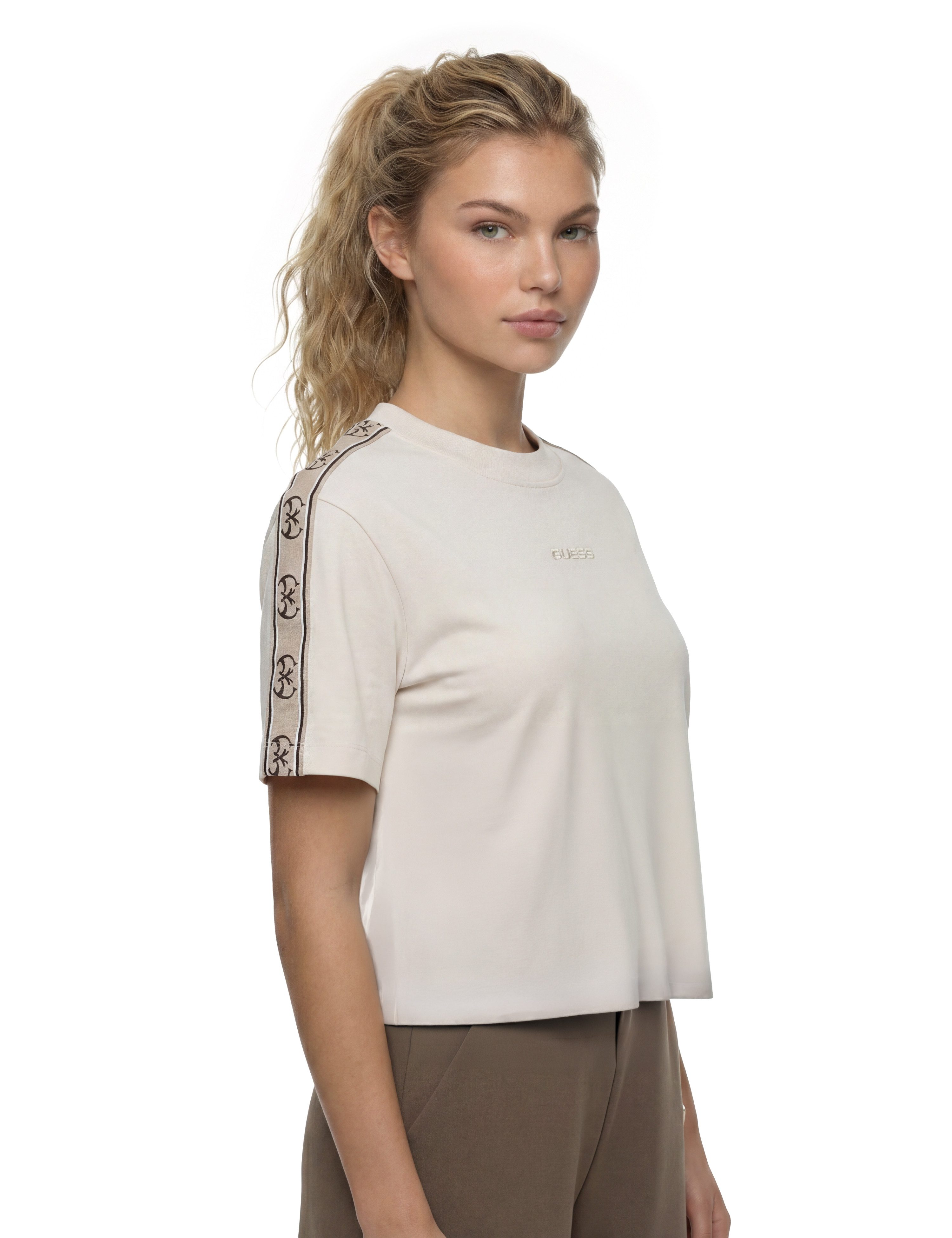 Guess T-Shirt BRITNEY CROP TEE mit Logo-Tape, Boxy Fit