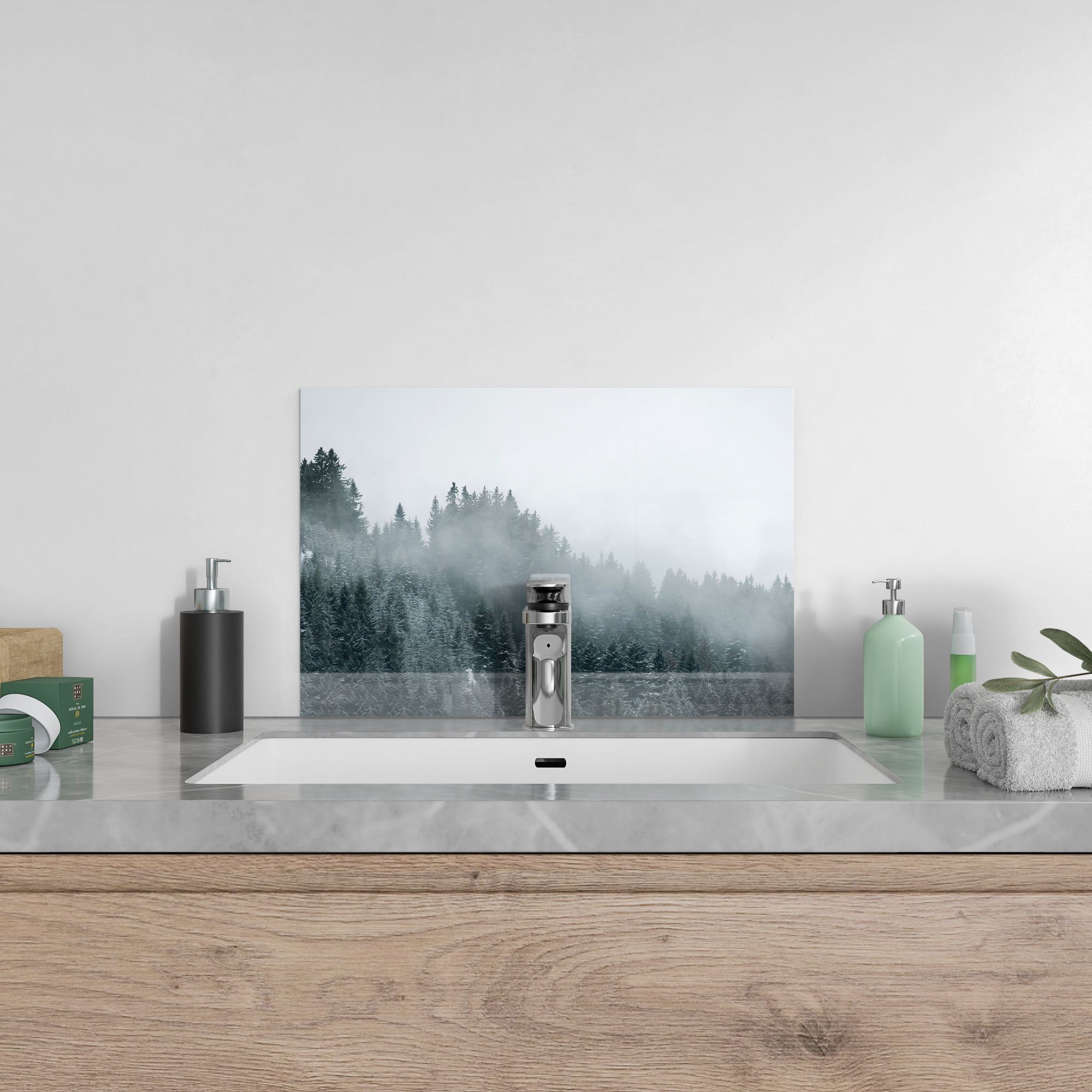 DEQORI Küchenrückwand 'Nebel über Baumwipfeln', Spritzschutz Herdblende Glas Badrückwand
