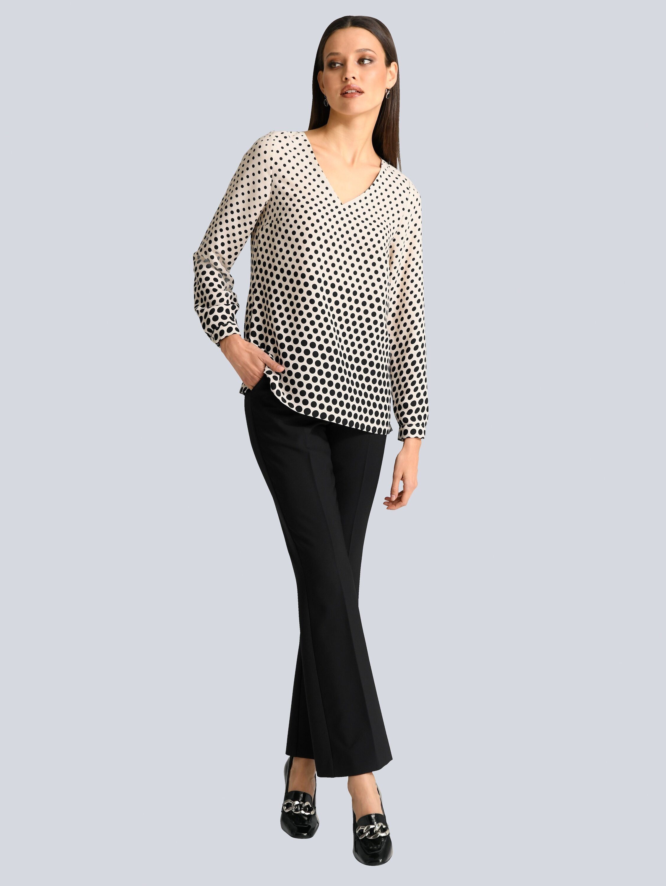 Alba Moda Schlupfbluse Bluse in leicht taillierter Passform