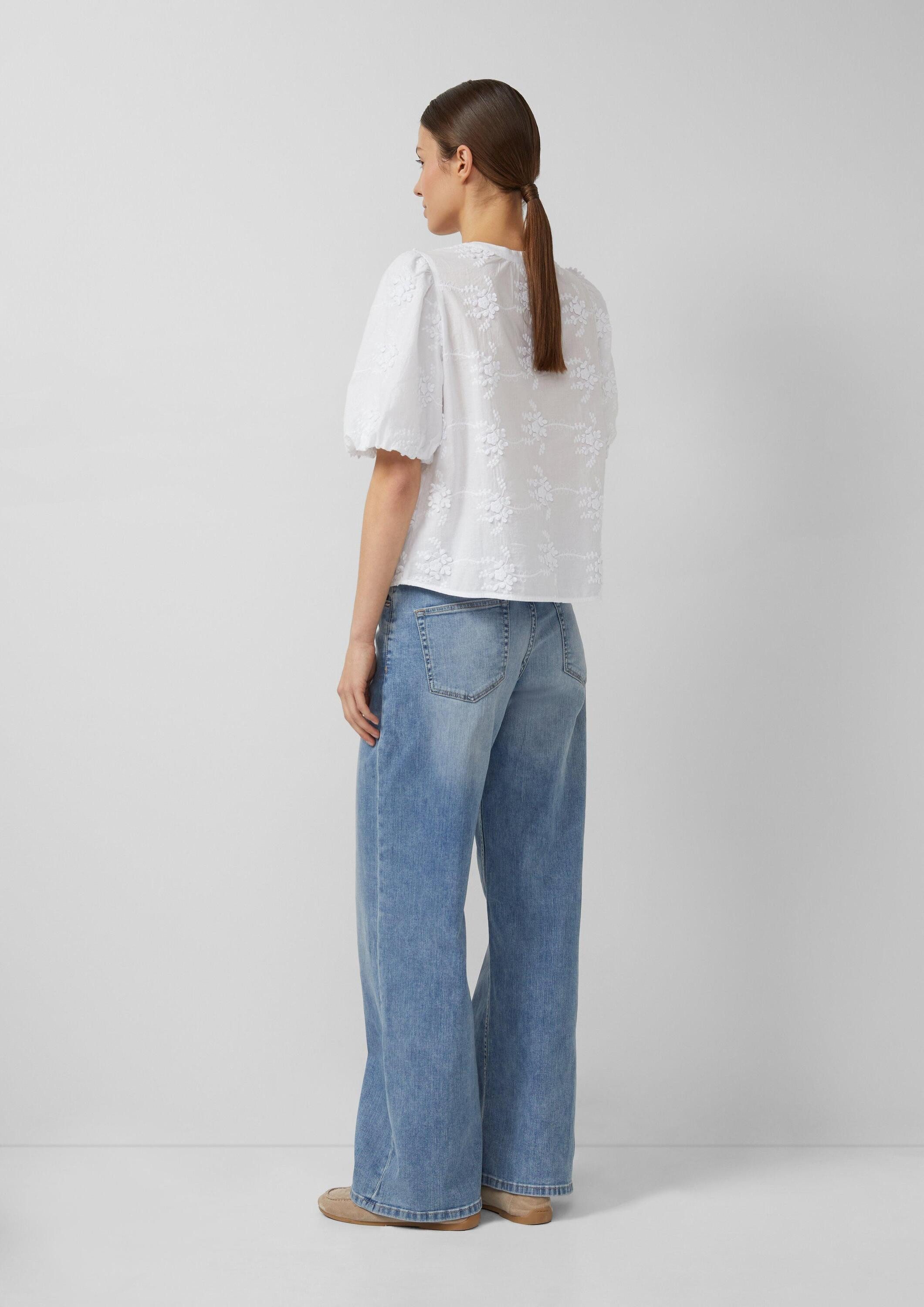 s.Oliver Kurzarmbluse Bluse Bluse mit 3D-Stickerei und Ballonärmeln