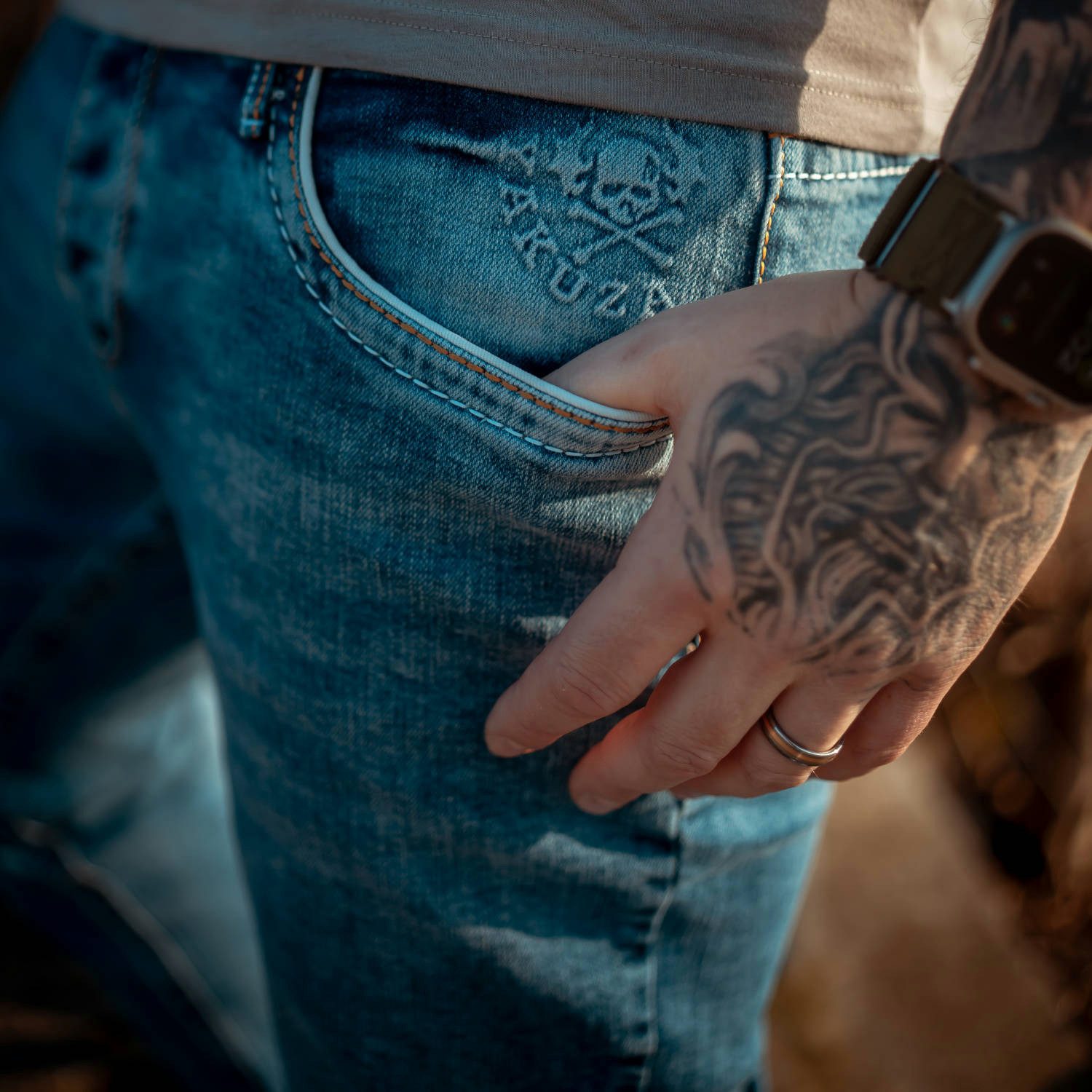 YAKUZA Straight-Jeans Thrusters