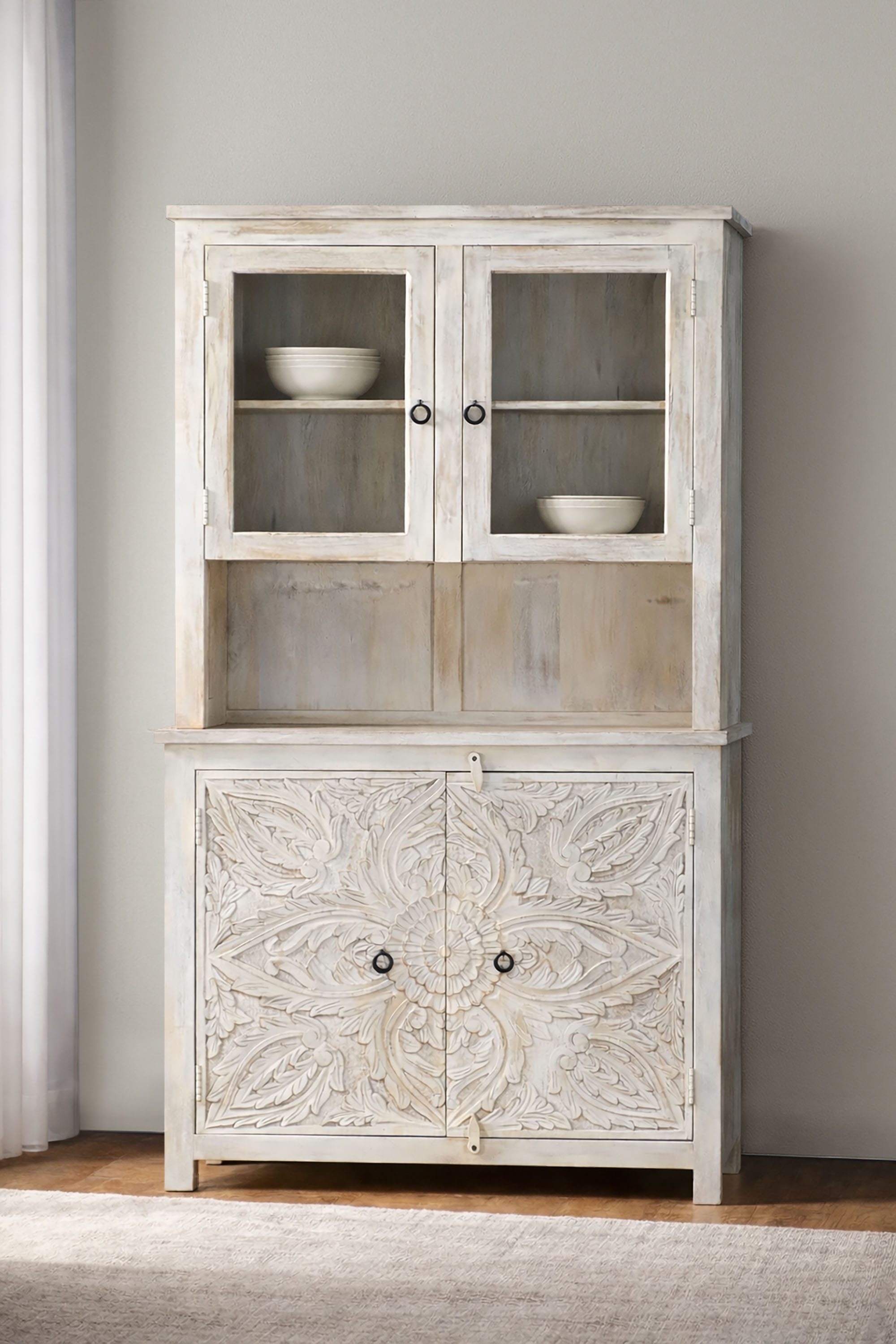 OTTO home Buffet Prem mit dekorative Fräsungen, handgefertigt, Unika-Möbel, Breite 107 cm