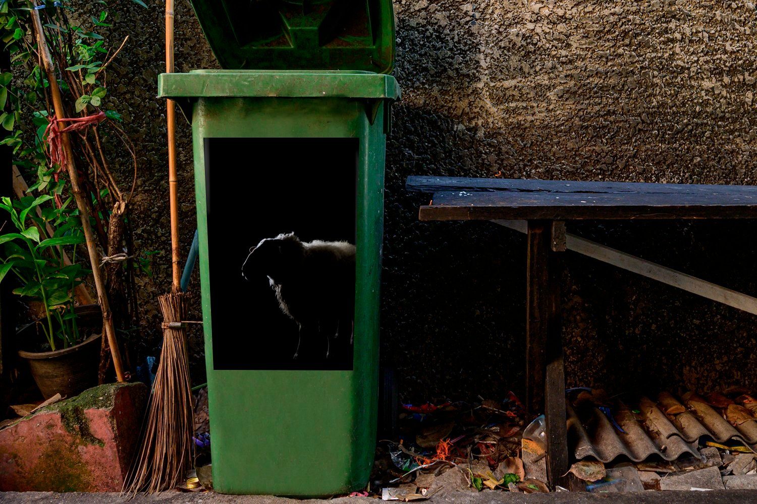 St), Mülleimer-aufkleber, Tier Schatten Sticker, Container, Mülltonne, Abfalbehälter (1 - Schaf Wandsticker MuchoWow -