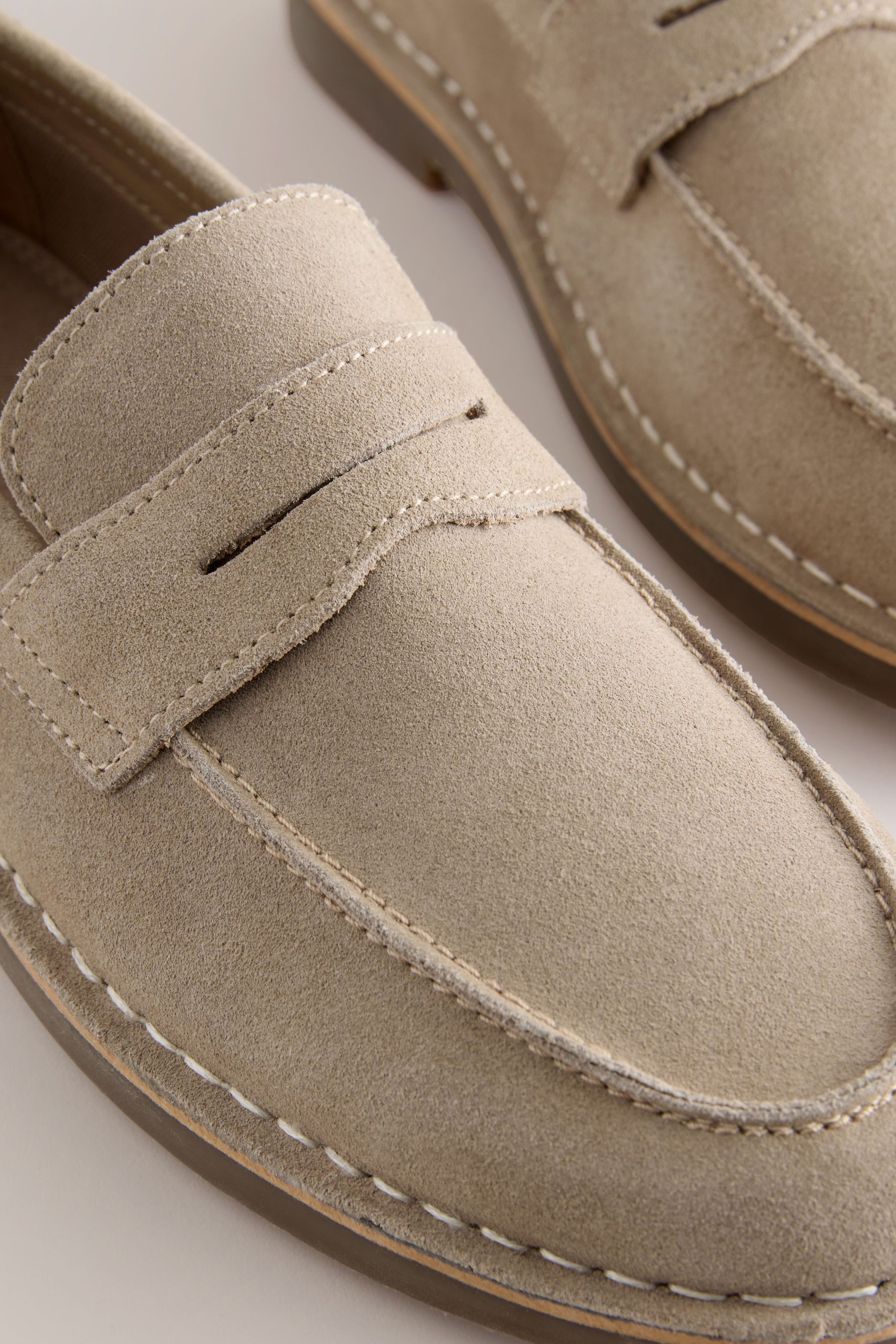Next Legere Loafer aus Veloursleder Loafer (1-tlg)