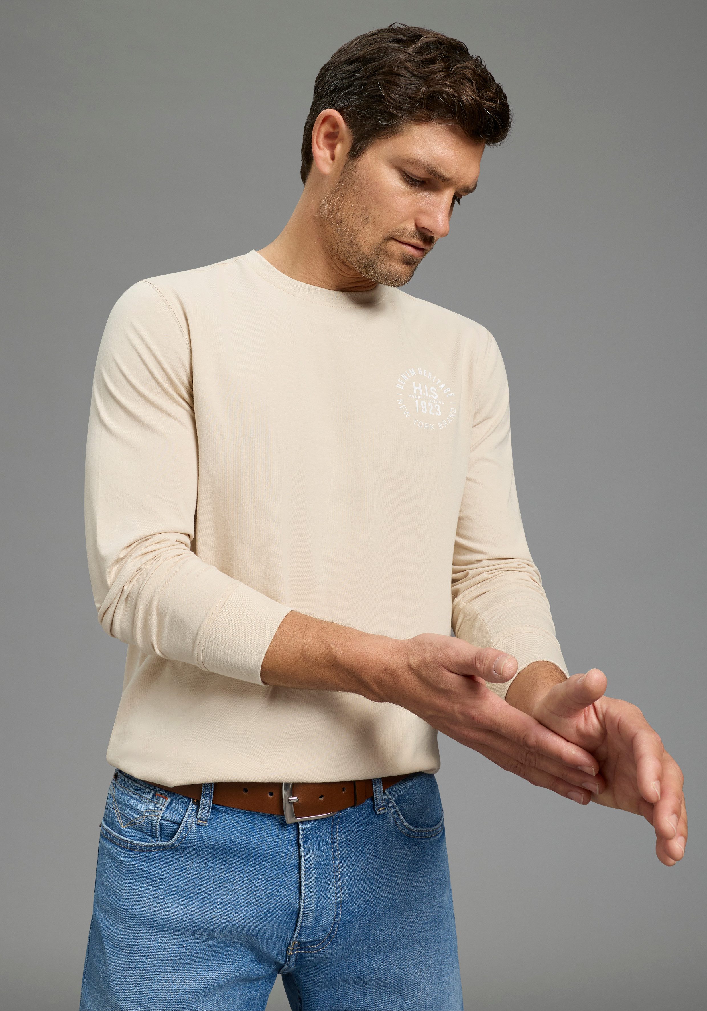 H.I.S Langarmshirt (Packung, 2-tlg., 2er-Pack) Langarm, bedruckt, Rundhalsausschnitt, aus 100% Baumwolle