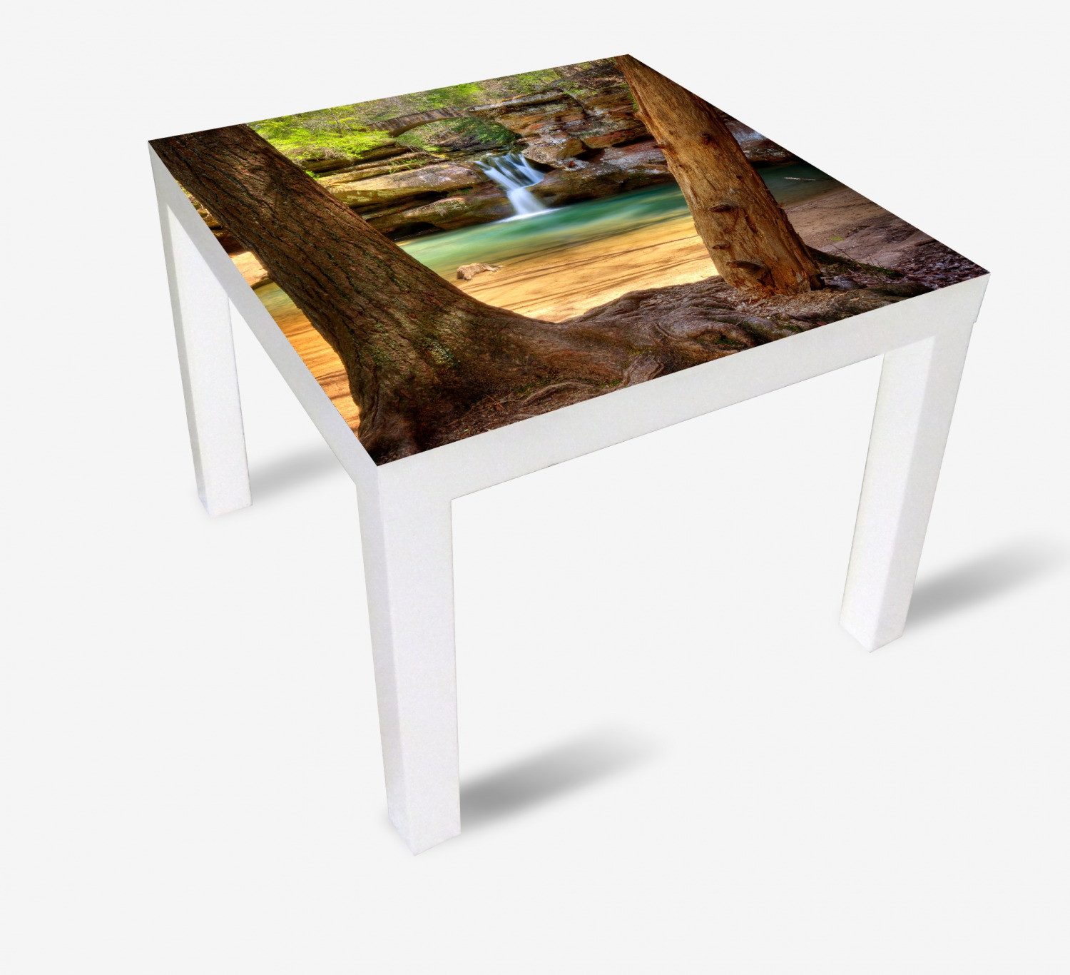 Wallario Möbelfolie Versteckter Platz im Wald