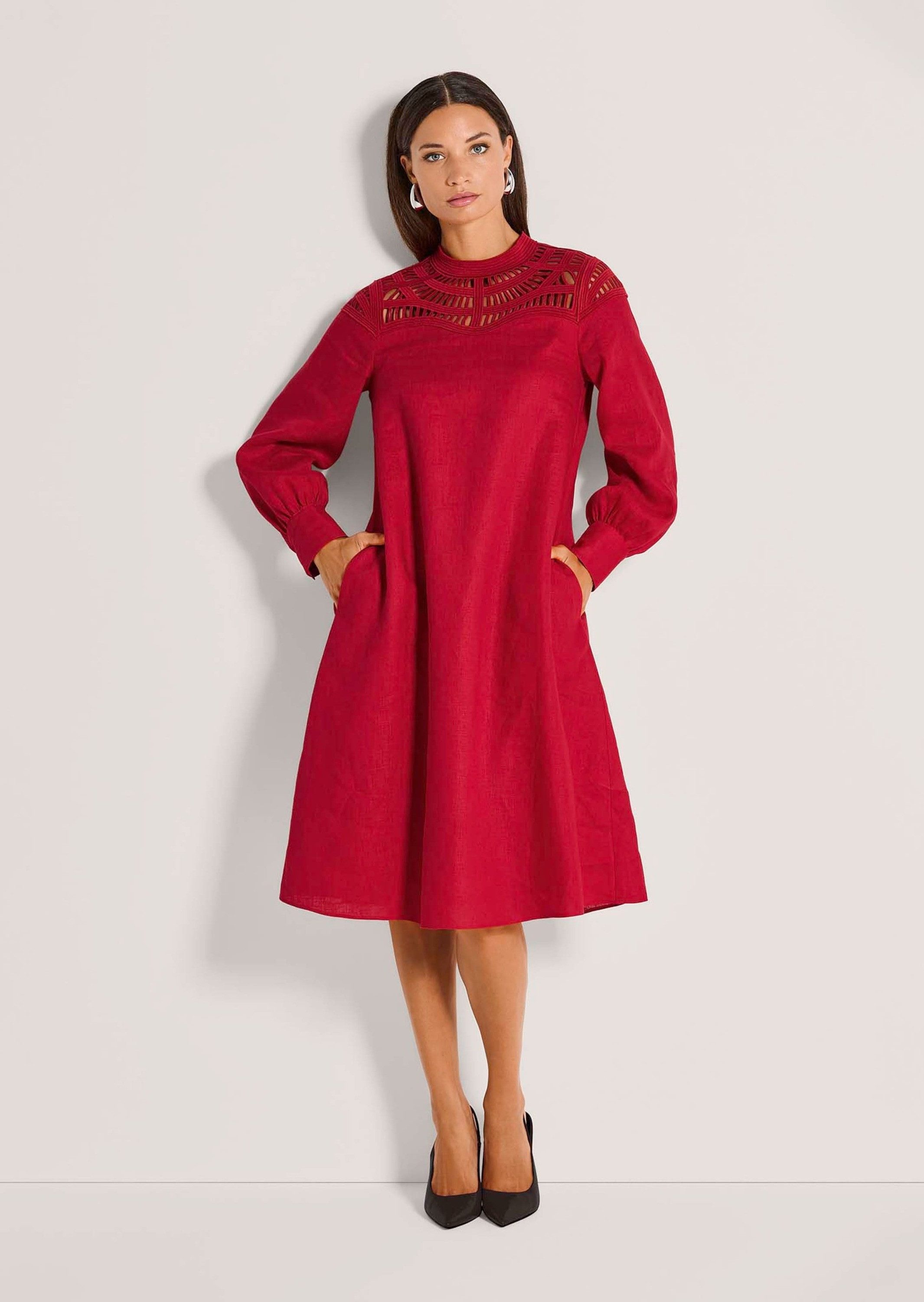 MADELEINE Midikleid Sommerkleid aus Naturgarn und Spitze Leinenkleid mit St günstig online kaufen