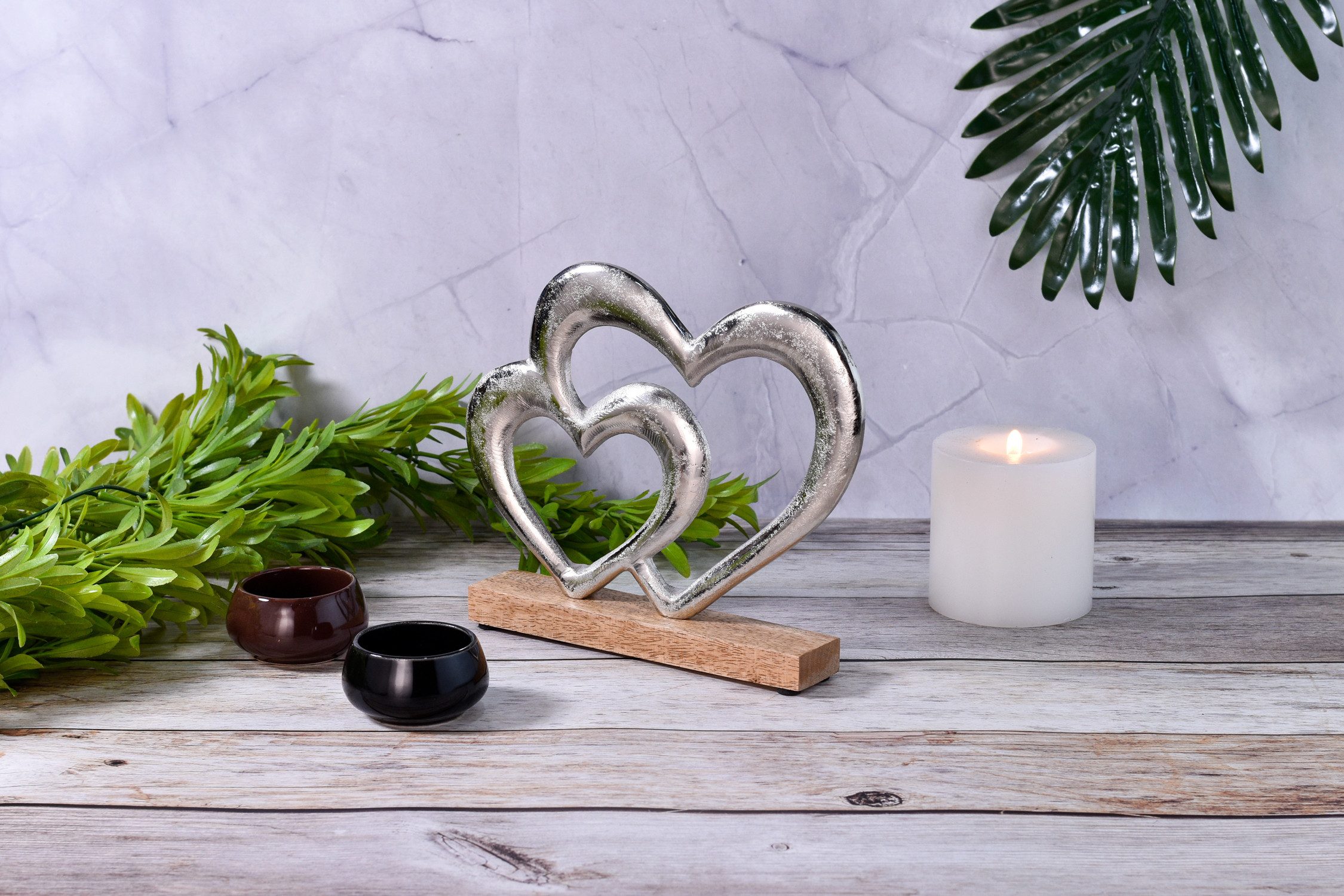 Marrakesch Orient & Mediterran Interior Dekoobjekt Figura Amour -9- in alluminio e legno, design moderno, argento 22 cm (1 St) – Bild 5 von 5