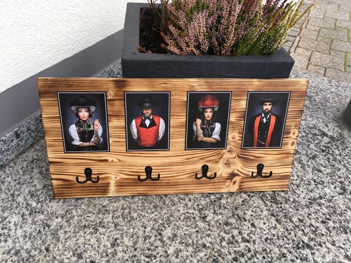 Luna24 simply great ideas... Schlüsselbrett Black Forest Schlüsselbrett "Arndt" mit 4 Fotos v. Sebastian Wehrle, Handmade