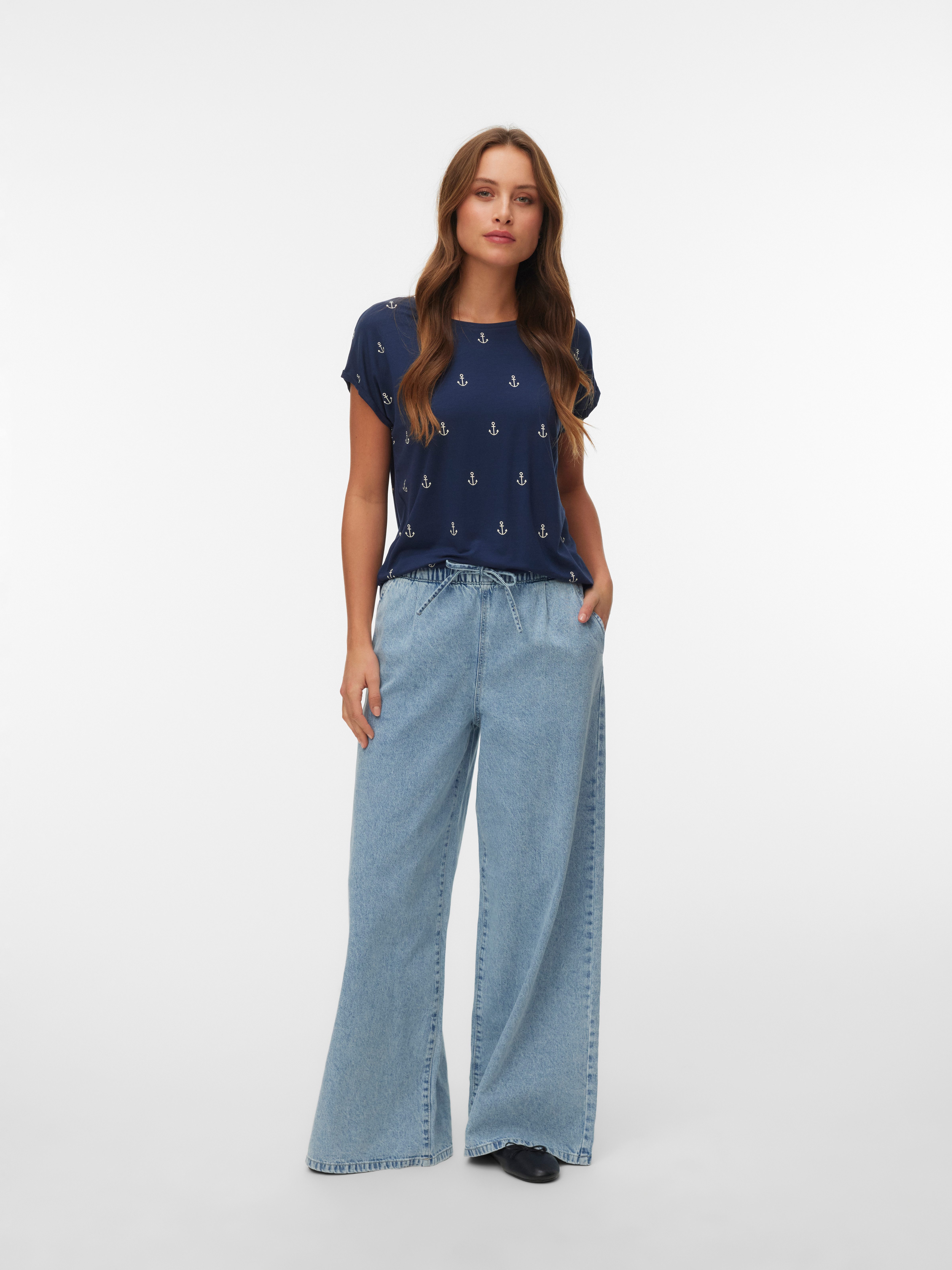 Vero Moda Kurzarmshirt VMAVA SS TOP MULTI AOP NOOS Materialmix, regular fit – Bild 4 von 5