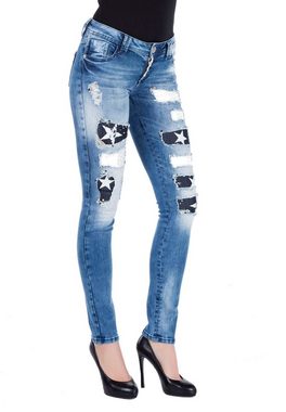 Cipo & Baxx Slim-fit-Jeans mit Sternenaufnäher im Destroyed-Look