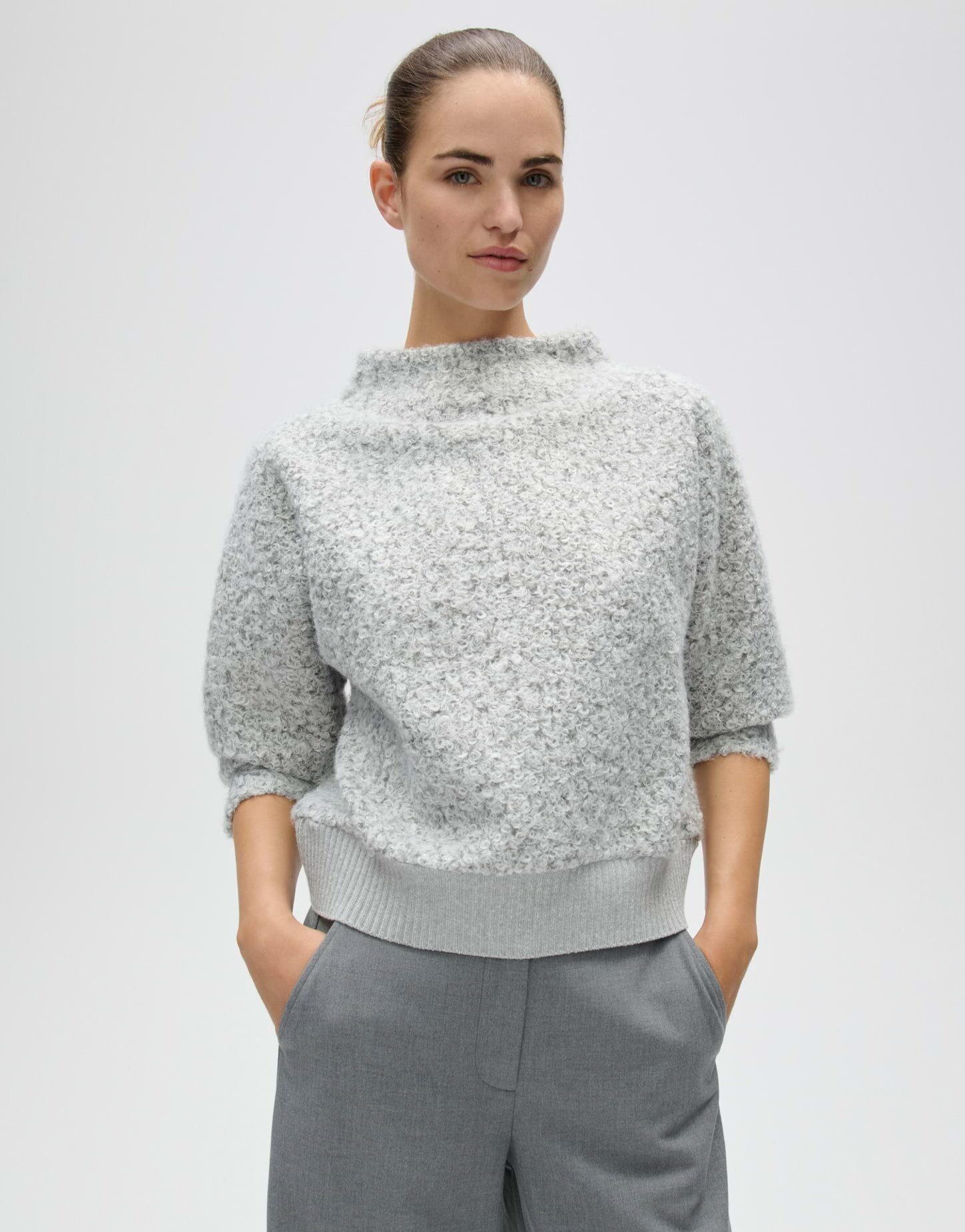 OPUS Sweatshirt Gometta aus Sweatware mit flauschiger Oberfläche Schmal zulaufende Form mit 3/4-Fledermausärmeln und Bouclé-Haptik