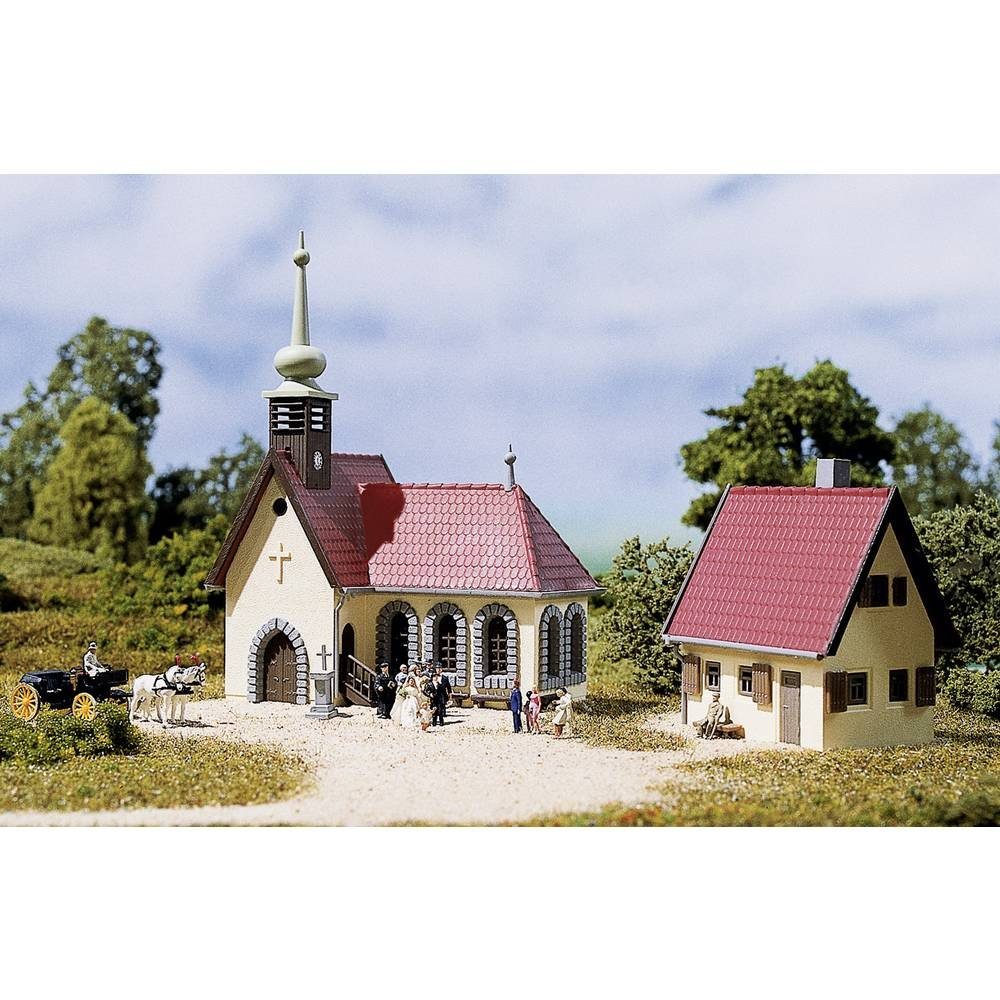 Modelleisenbahn-Gebäude N Dorfkirche mit Pfarrhaus
