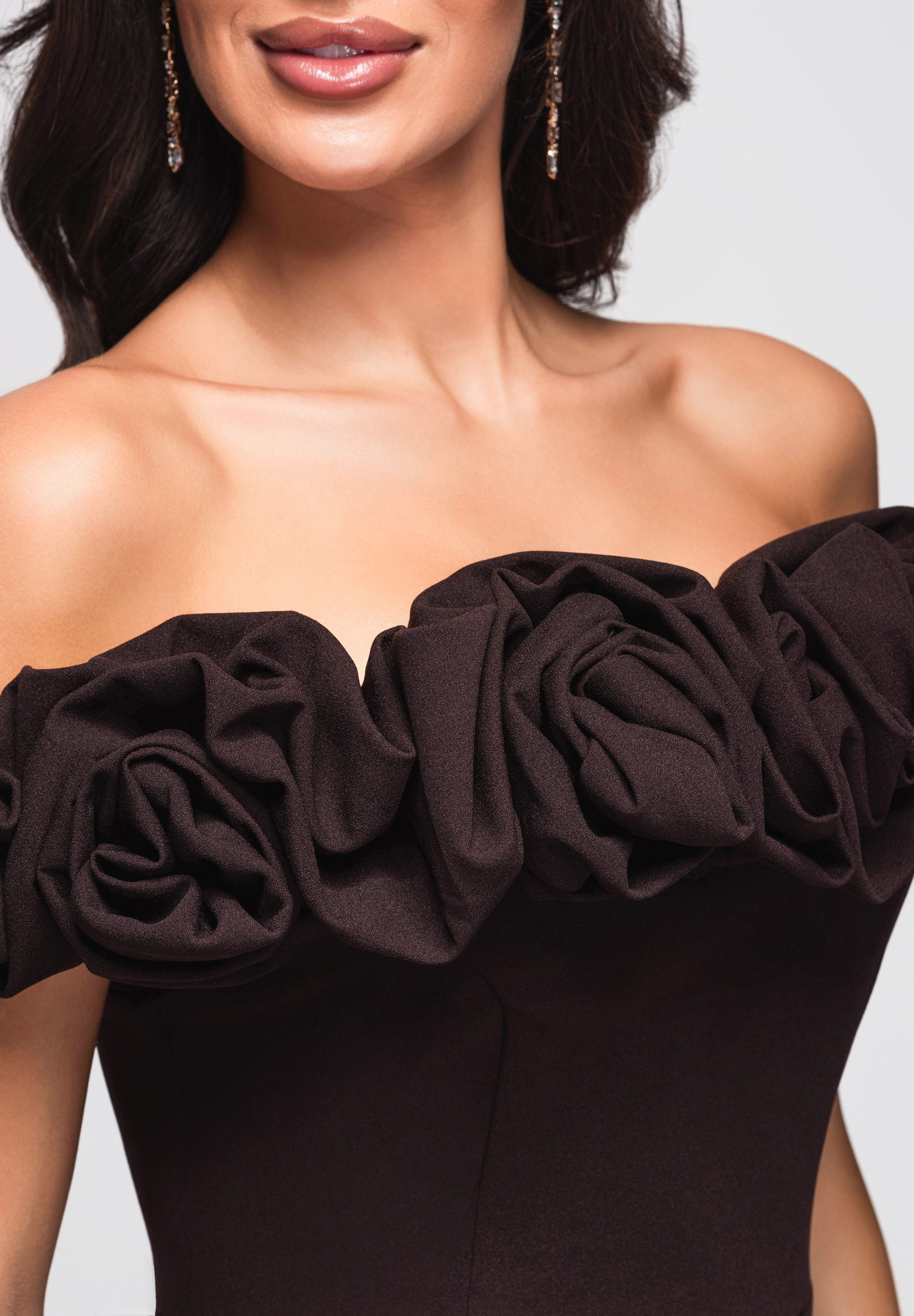 OMBRE Abendkleid Elegantes Maxikleid mit Drappierung am Ausschnitt und Beinschlitz