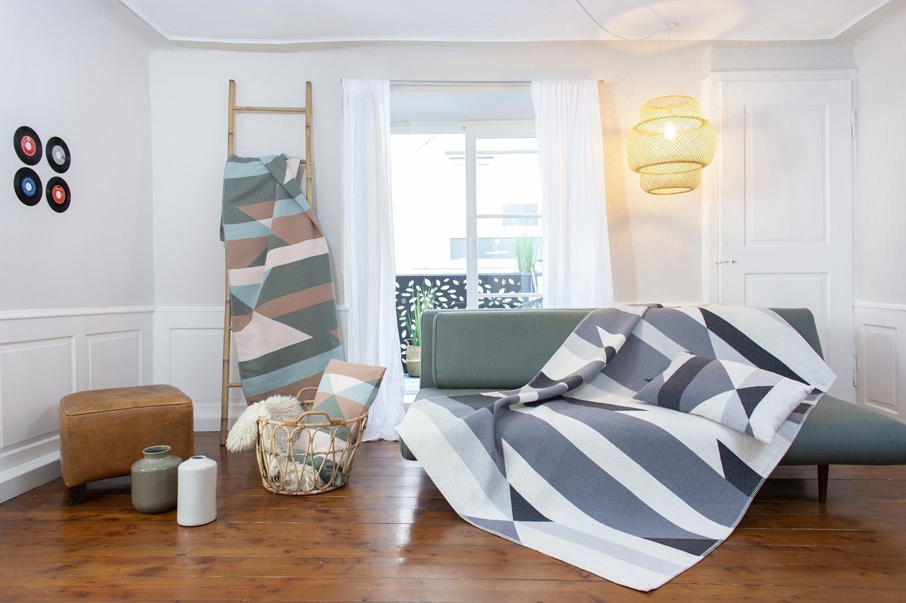 Überwurf Bett Divan Überwurf Nova 'Dreiecke' 145 x 220 cm, DAVID FUSSENEGGER