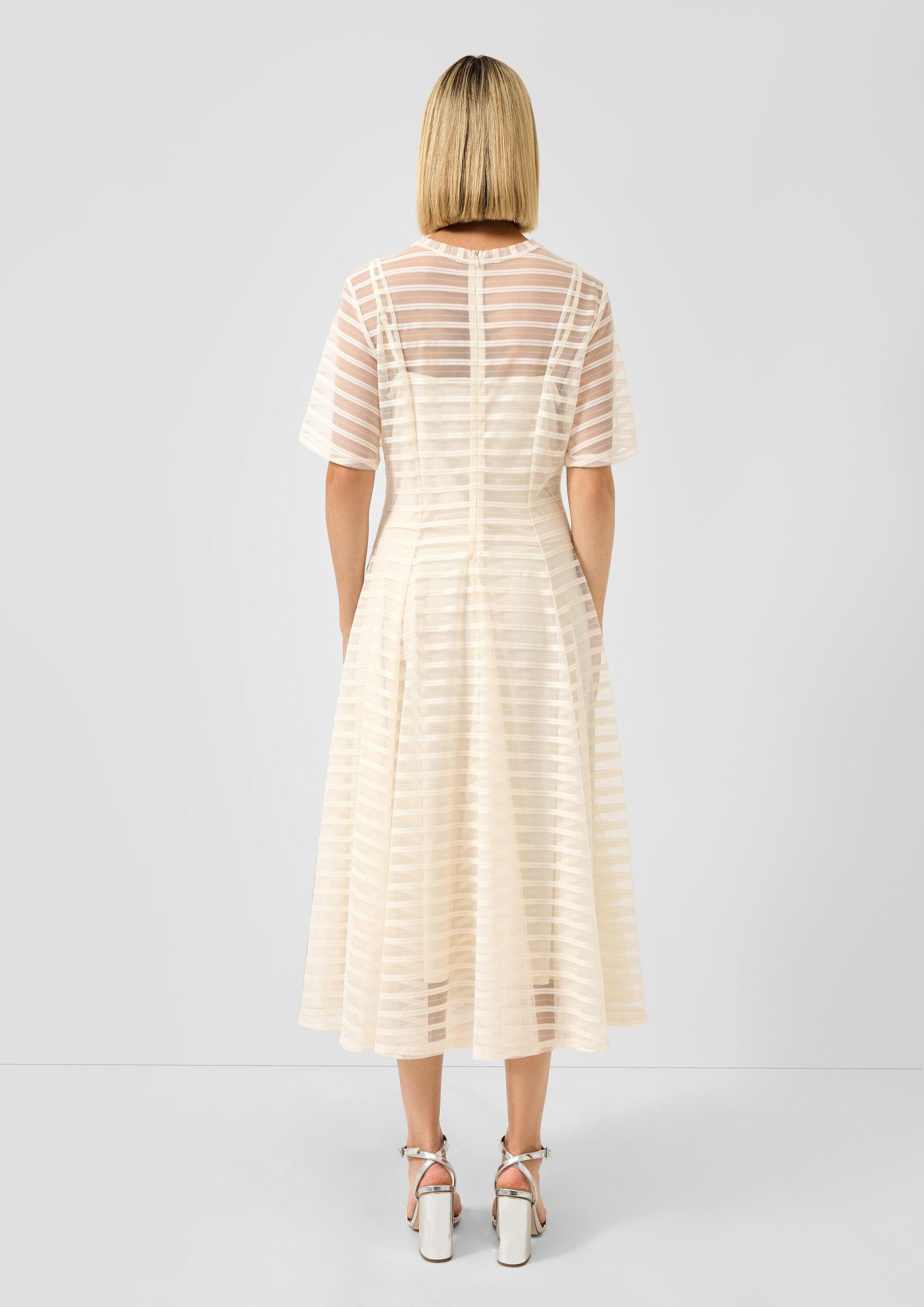 s.Oliver Midikleid Kleid Maxikleid aus Mesh mit Reißverschluss und Unterkleid