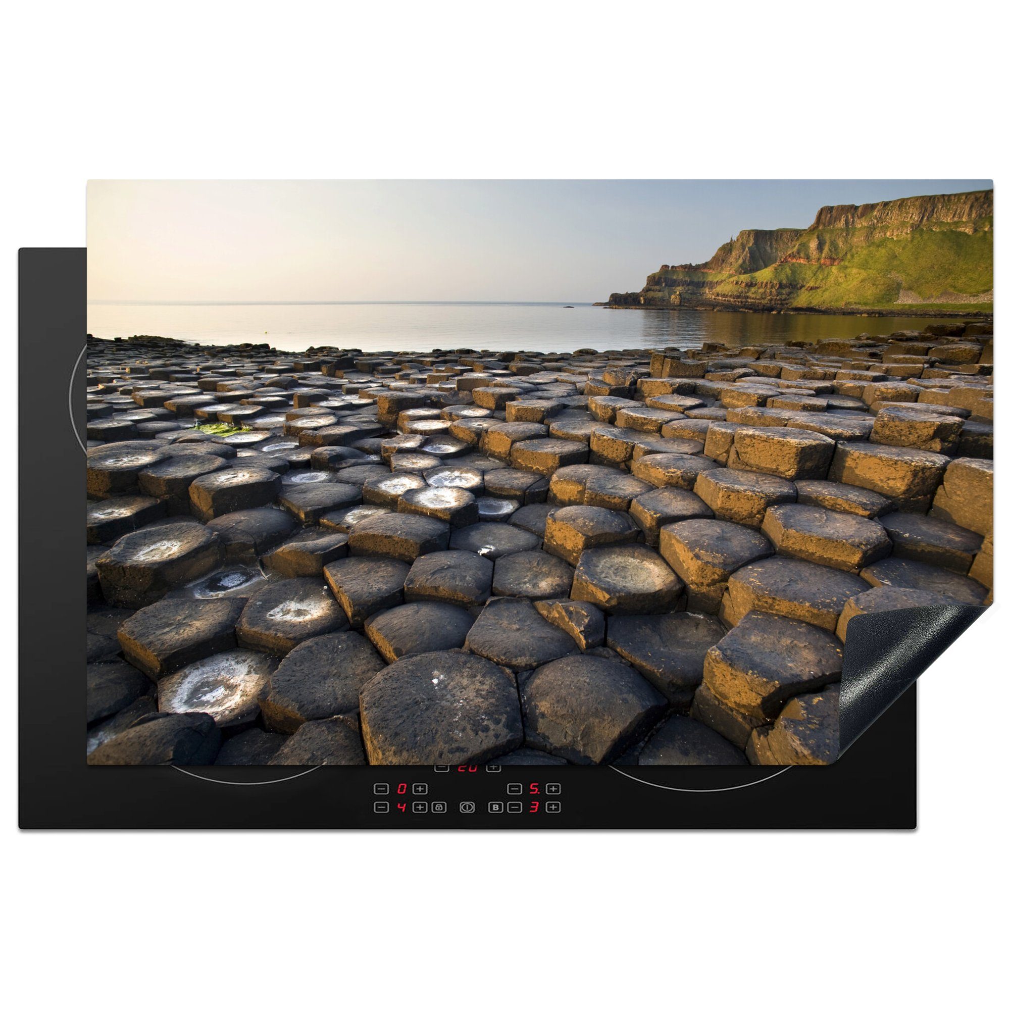 MuchoWow Herdblende-/Abdeckplatte Schöne Felsformation am Giants Causeway in Nordirland, Vinyl, (1 tlg), 81x52 cm, Induktionskochfeld Schutz für die küche, Ceranfeldabdeckung