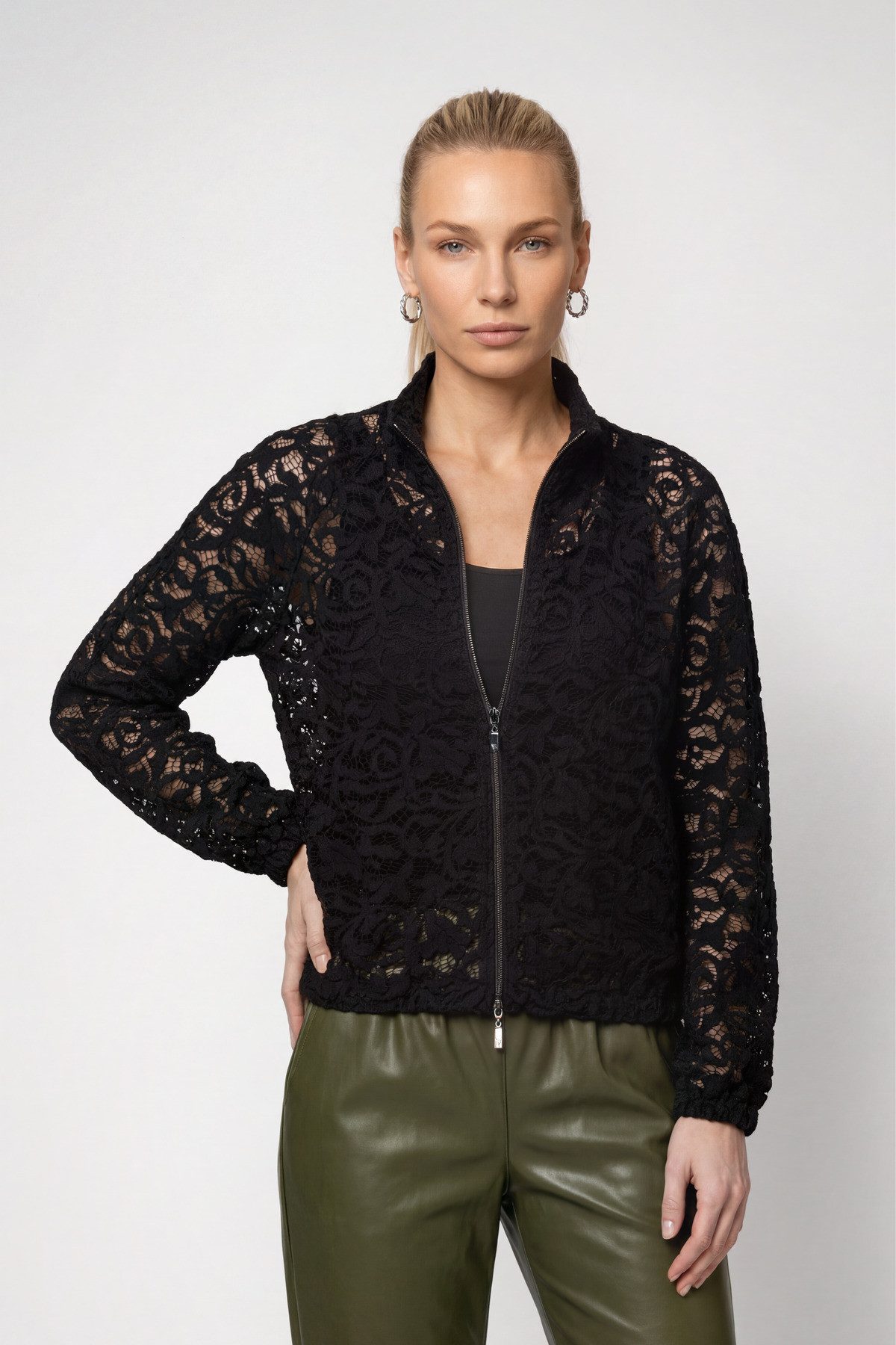 Monari Strickjacke Jacke Strickjacke Spitze Regular fit mit Stehkragen