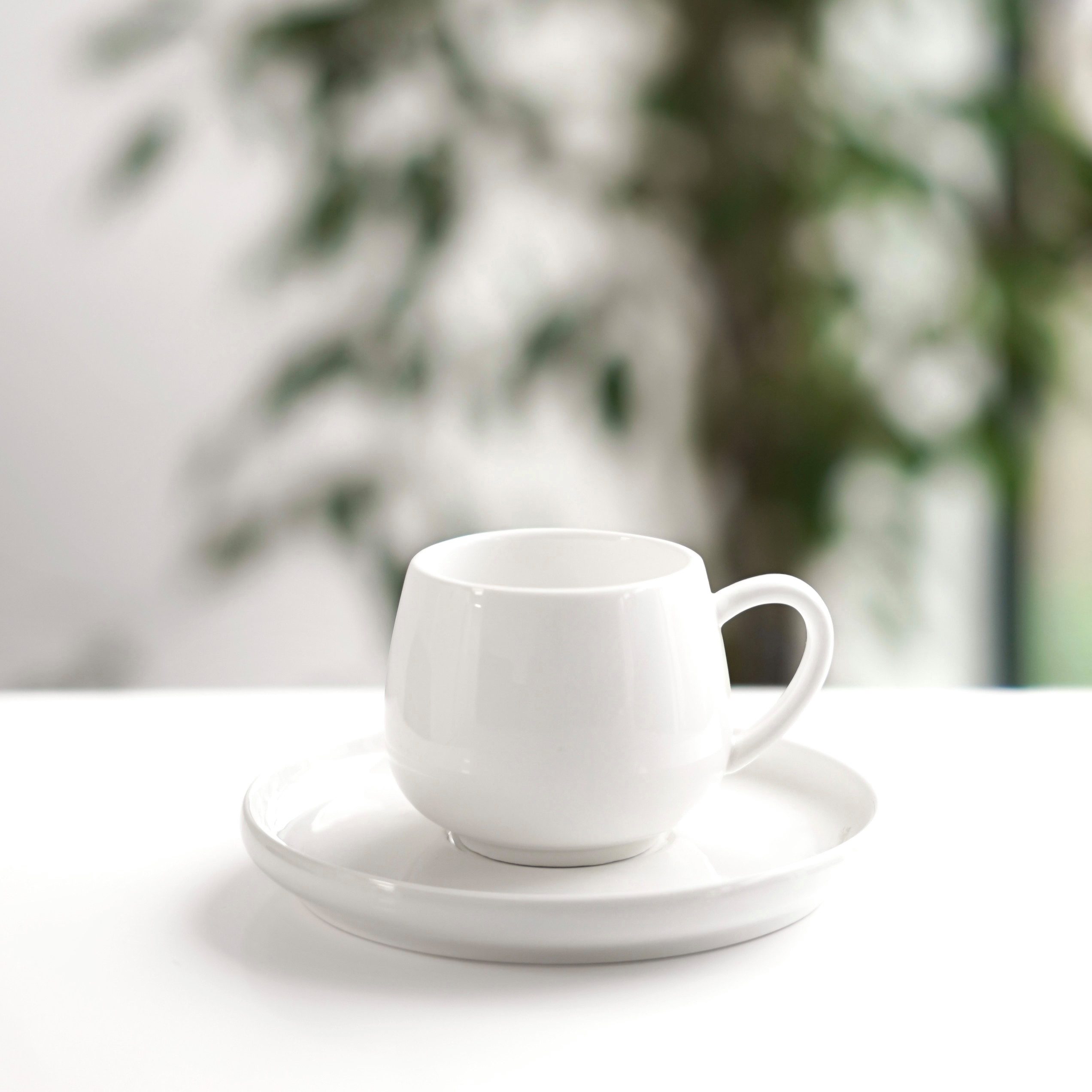 Mulex Kaffeeservice Moon 12-teiliges Mokkatassen-Set aus hochwertigem Porzellan - 100 ml (12-tlg), 6 Personen, Porzellan, 6x Mokkatassen, 6x Untertassen