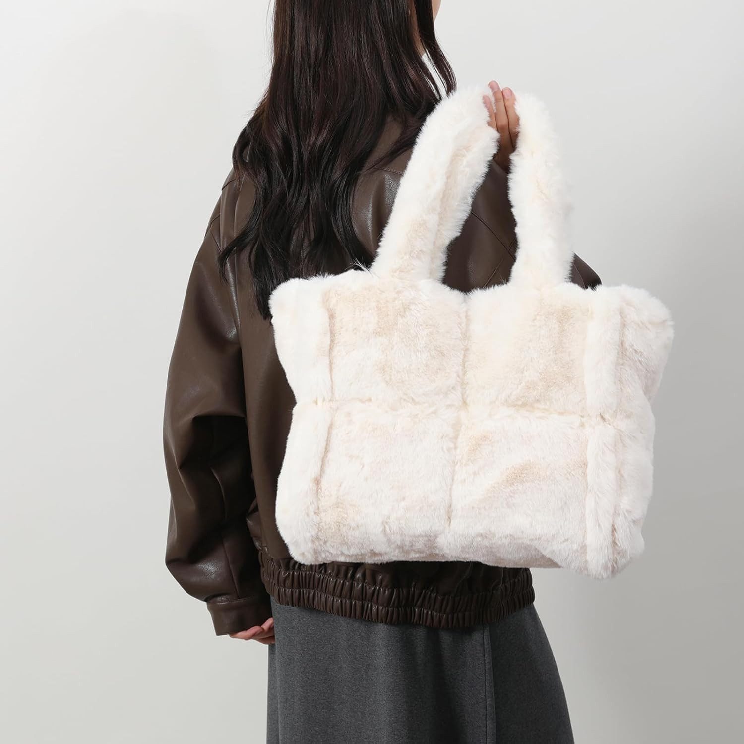 Cachito Schultertasche Damen Plüsch Umhängetasche Groß Shopper Tasche Handtasche Tote Bag, Geschenkideen für Familie und Freunde zu Oster und Geburtstag