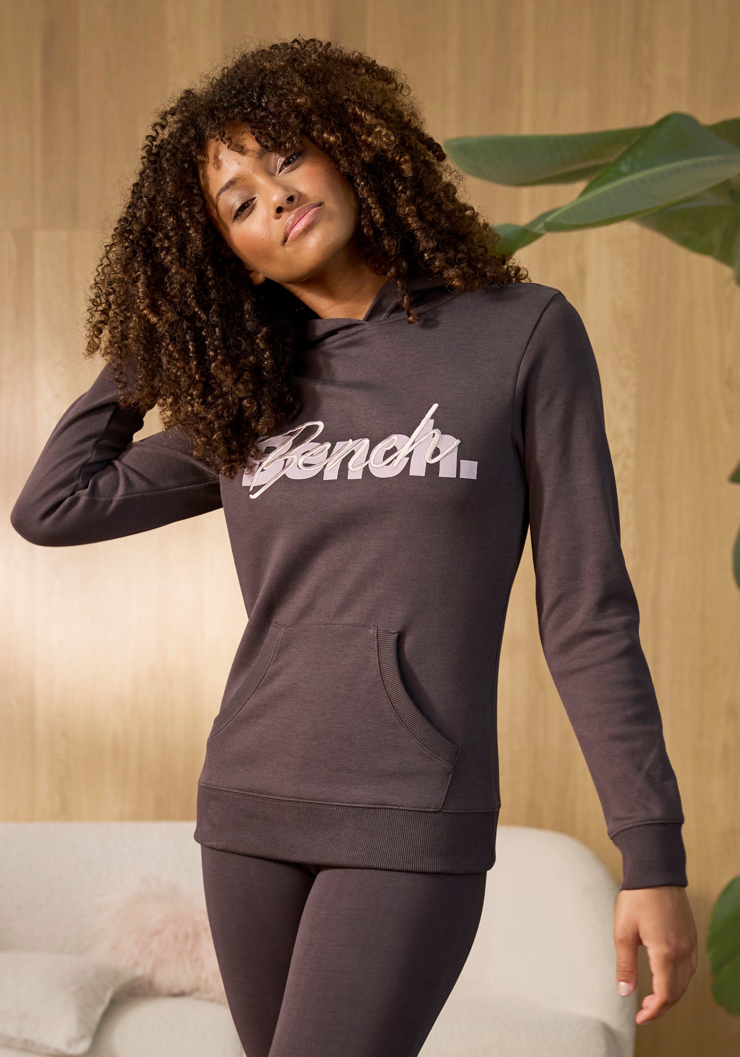 Bench. Loungewear Kapuzensweatshirt mit Kängurutasche, Loungeanzug, Hoodie
