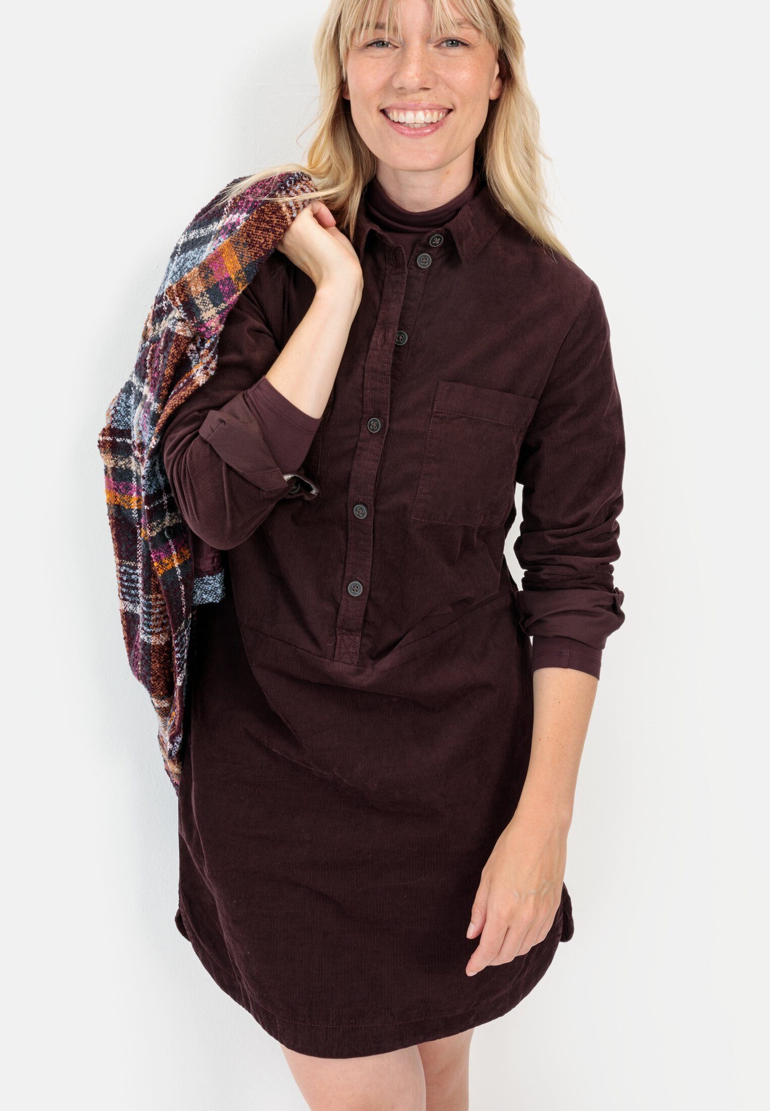 camel active Cordkleid aus reiner Baumwolle Langarm Markenlabel