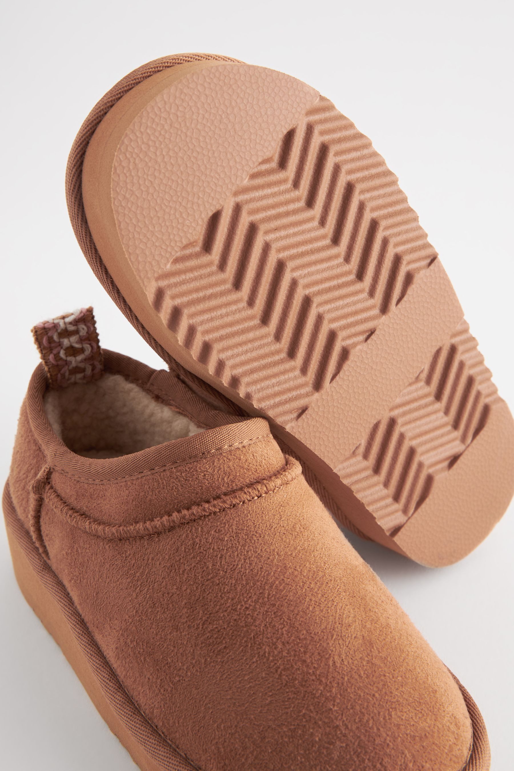 Next Flatform-Hausschuhe Hausschuh (1-tlg)