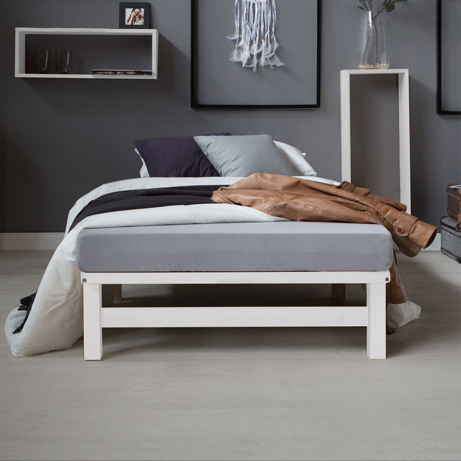 Homestyle4u Holzbett Holzbett 90x200 120x200 100x200 140x200 Jugendbett Futonbett bodennah (Set, inklusive Lattenrost), 90x200, Weiß, lackiert, Einzelbett, bodennah