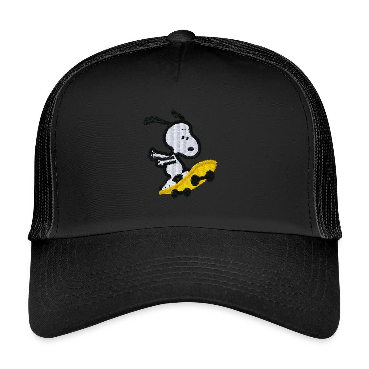 Trucker Cap Peanuts Snoopy Auf Skateboard Stickmotiv Trucker Cap