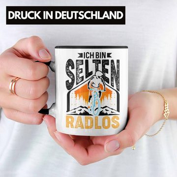 Trendation Tasse Trendation - Ich Bin Selten Radlos Tasse Geschenk für Fahrradfahrer Radfahrer Rennradfahrer Biker Lustiger Spruch