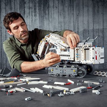 LEGO® Spielbausteine Technic 42100 Liebherr Bagger R9800, (Packung, 4108 St., Packung), Multifunktionale Steuerung