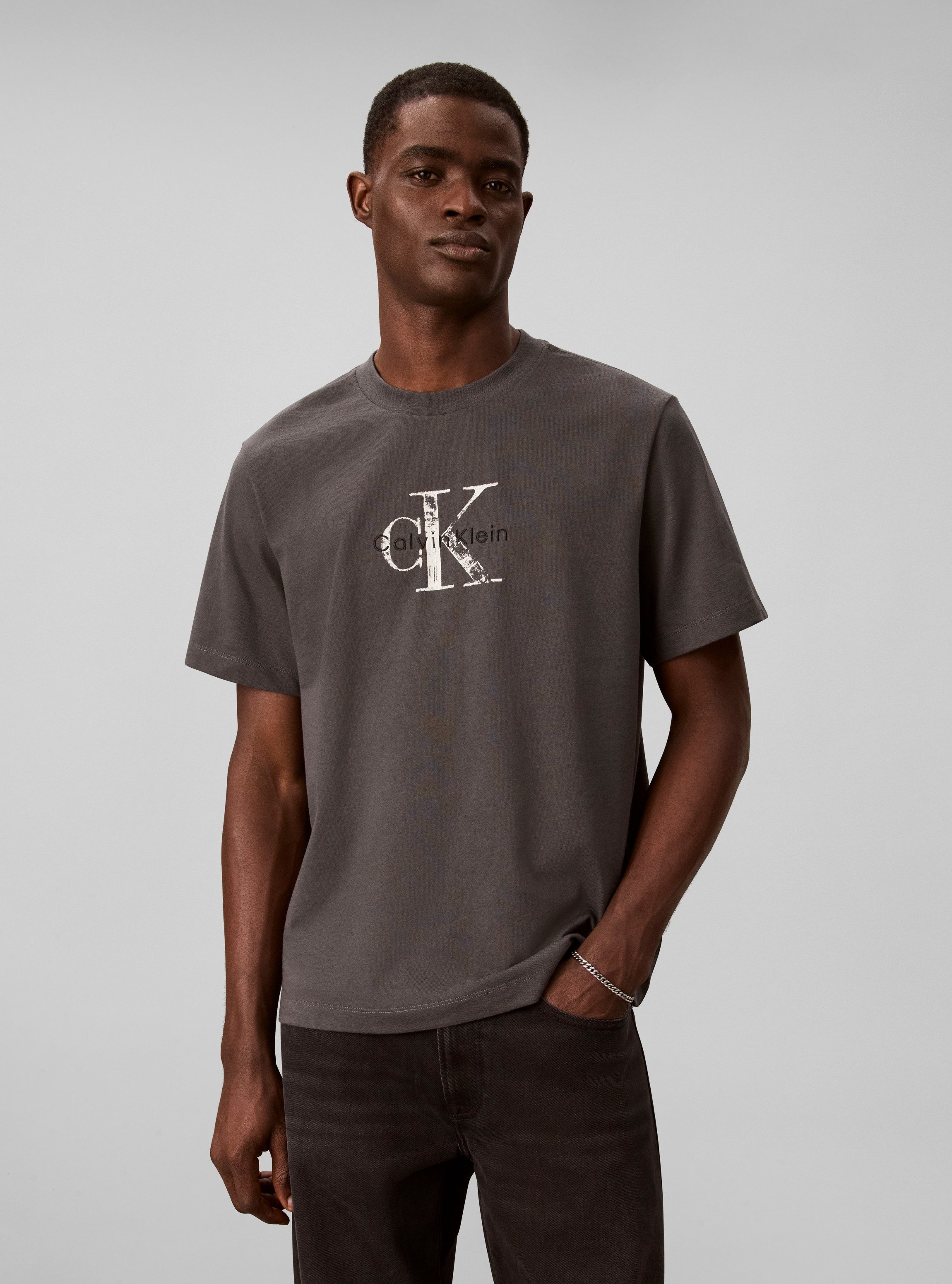 Calvin Klein Jeans T-Shirt Rundhalsausschnitt, Regular Fit, Logo-Print