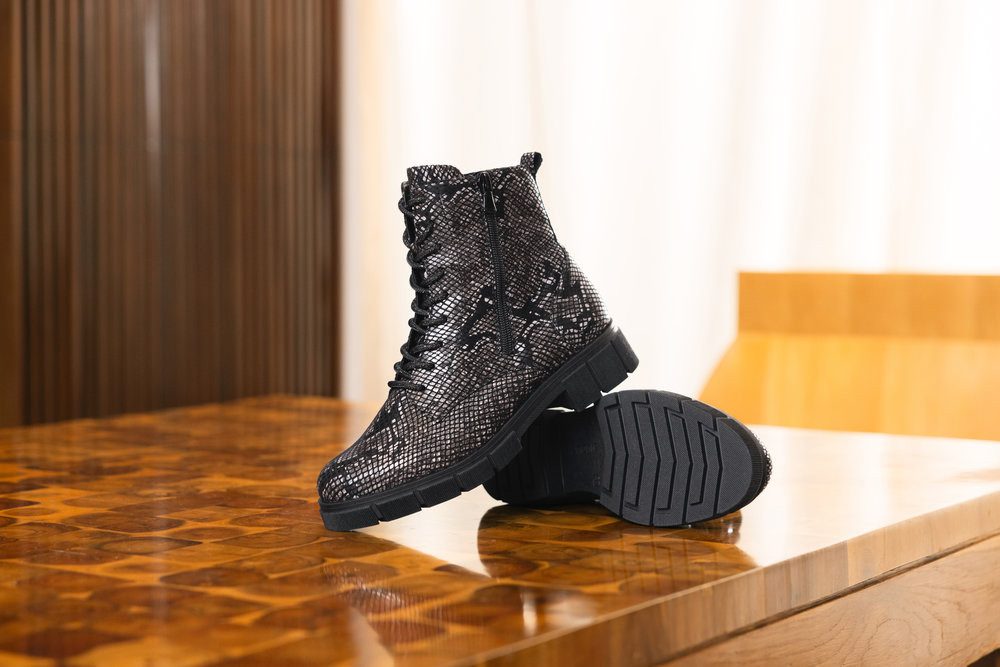 Remonte Schnürstiefelette Blockabsatz, Schnürboots im modischem Reptilien-Look