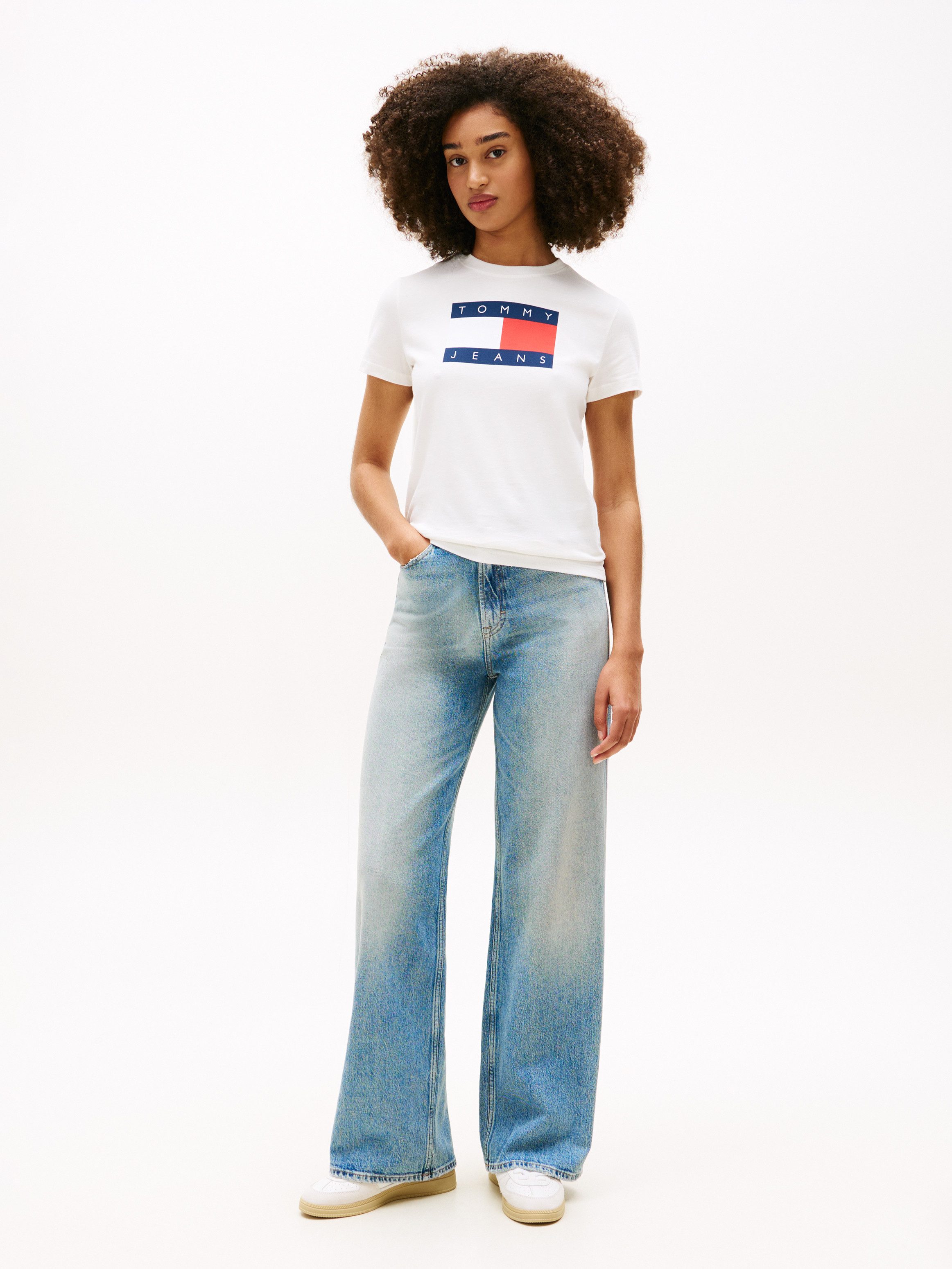 Tommy Jeans Kurzarmshirt TJW REG TJ FLAG SS TEE Baumwolle, Logodruck, regular fit – Bild 4 von 5