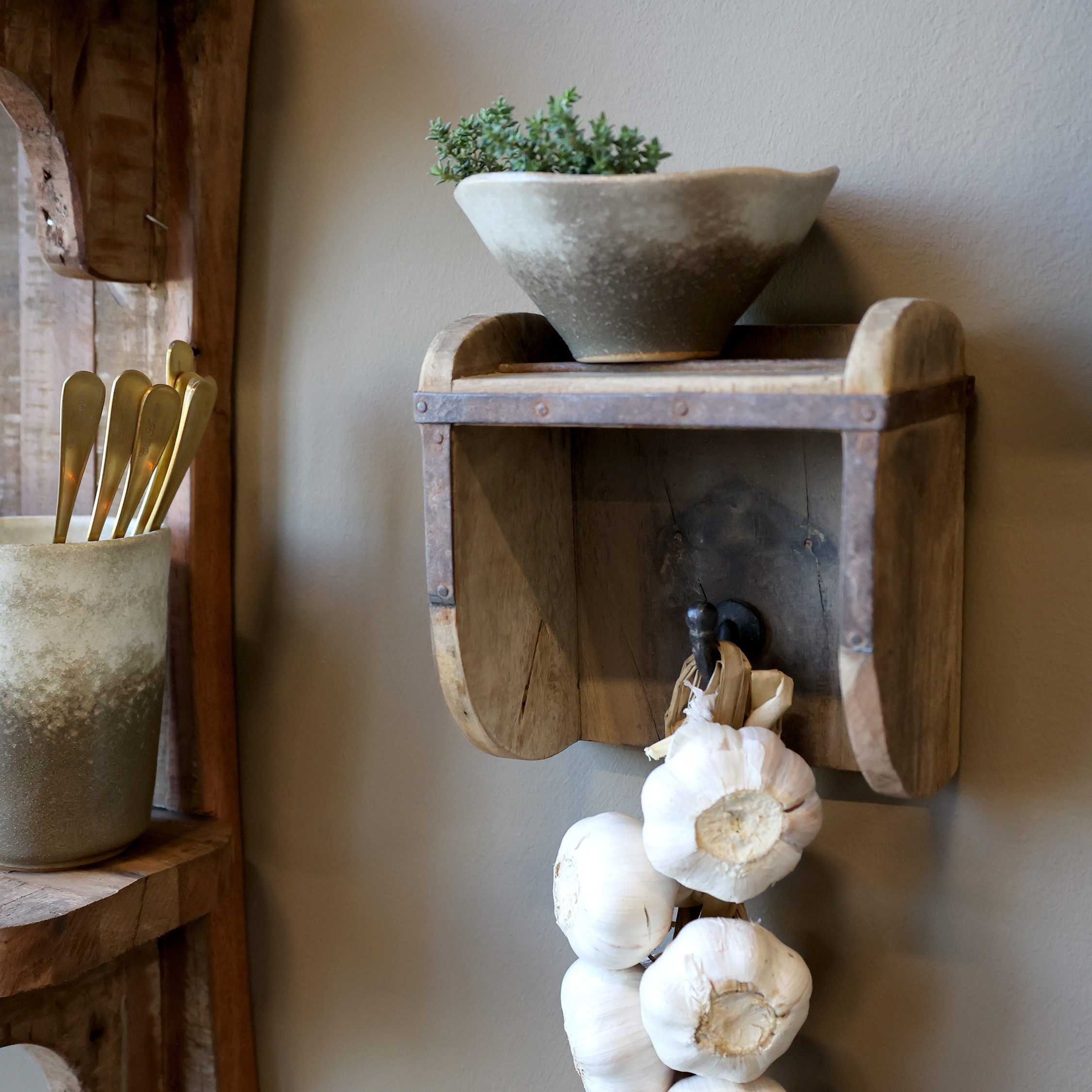 Chic Antique Wandregal Garderobe Regal Wandregal Holz 1 Haken H 15 / L14 / B 8cm Chic