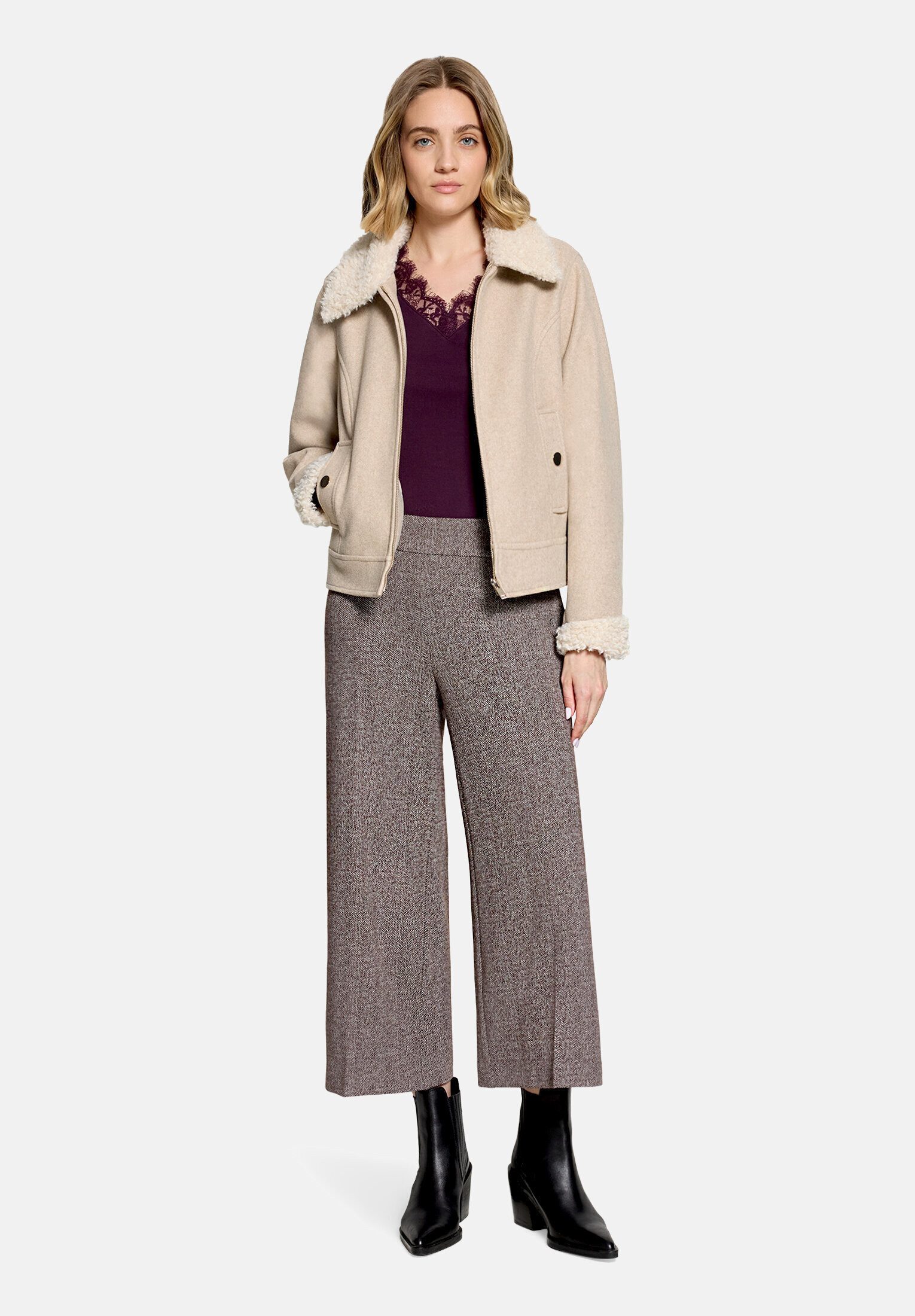Cartoon Culotte Damen mit Bügelfalte