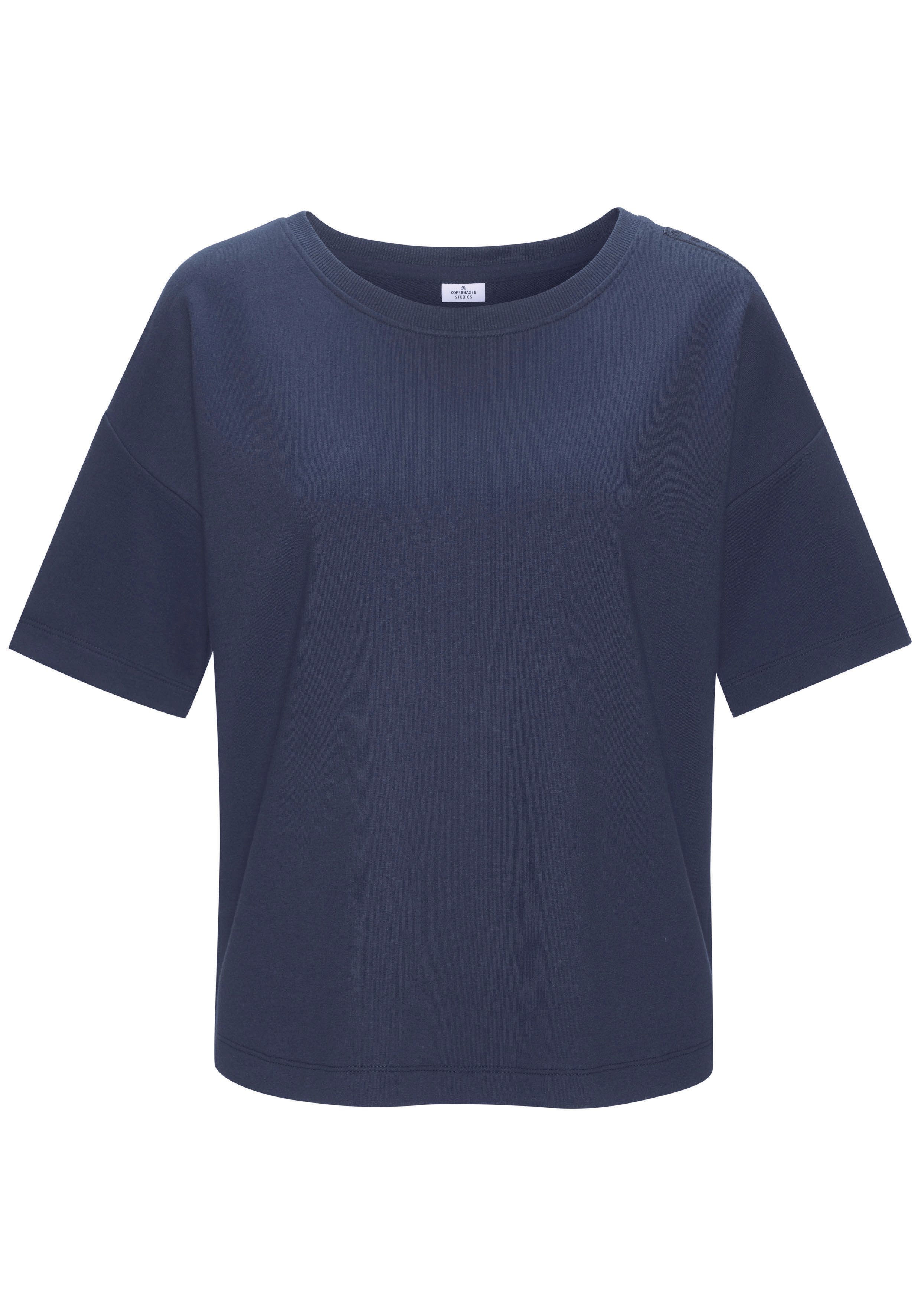 Copenhagen Studios T-Shirt aus hochwertiger Qualität. € 35,00