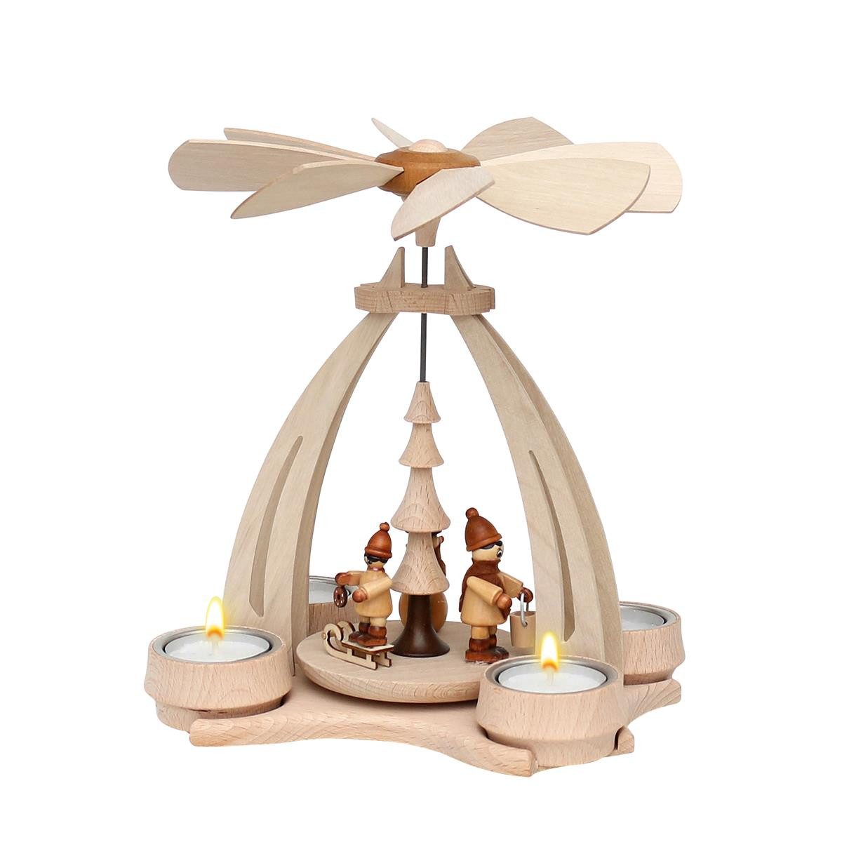 Dekohelden24 Weihnachtspyramide Pyramide aus Buchenholz mit Winterfütterung, für 4 Teelichte geeignet